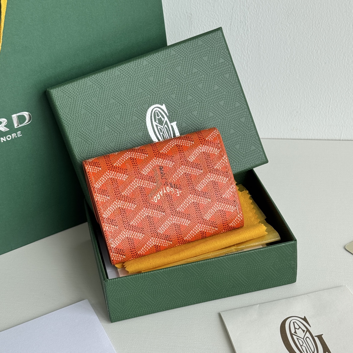 Marigny 零钱包 - コンパクトで使いやすいコインケース