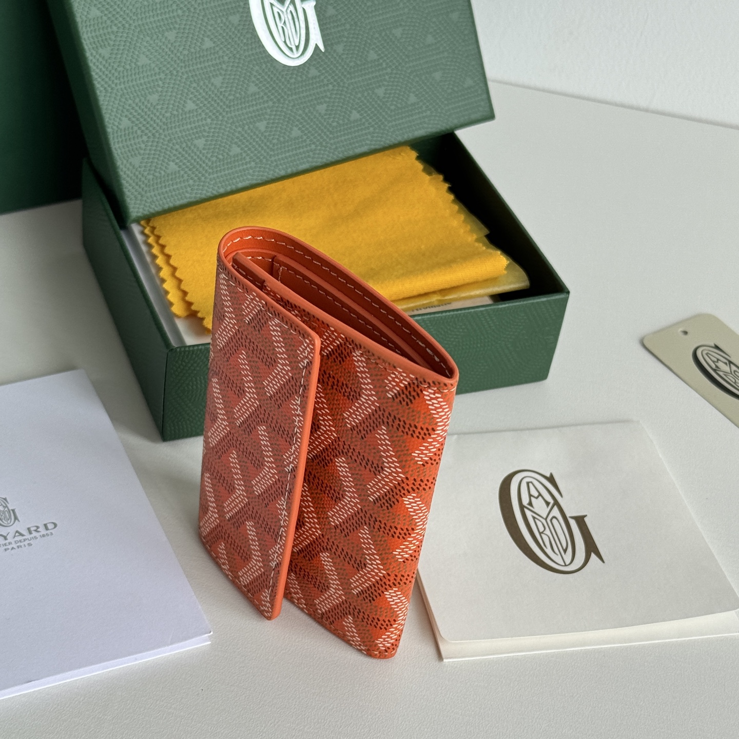 Marigny 零钱包 - コンパクトで使いやすいコインケース