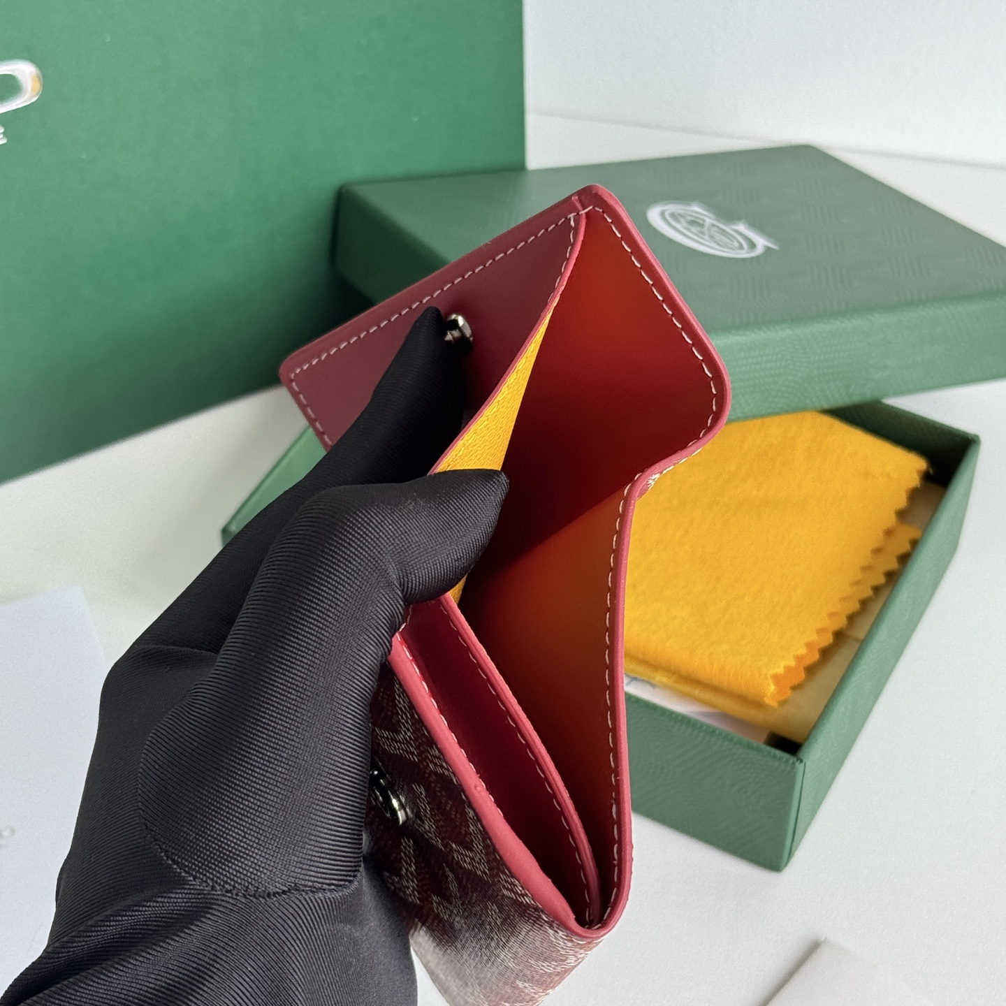 Marigny 零钱包 - コンパクトで便利な硬币・カード収納