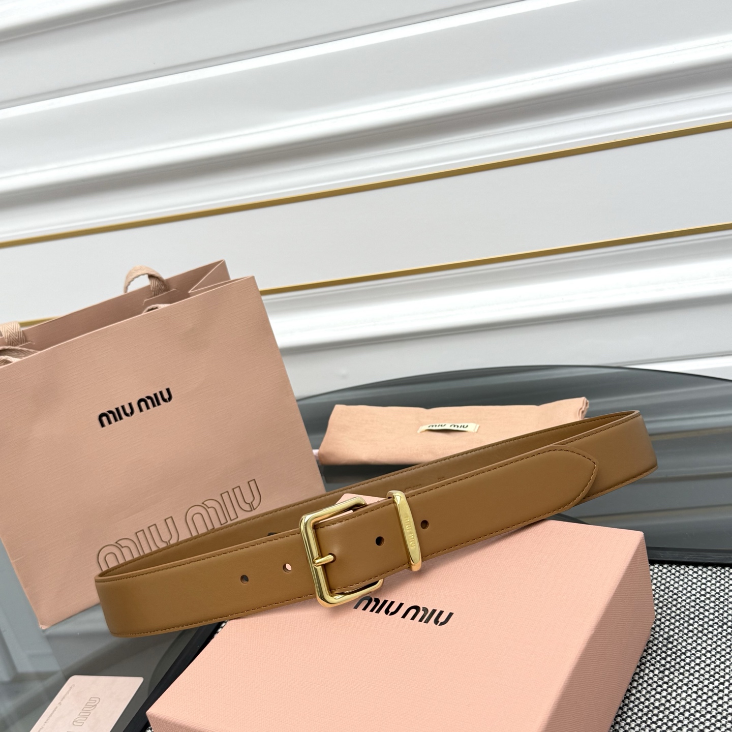 미우미우 벨트 57908