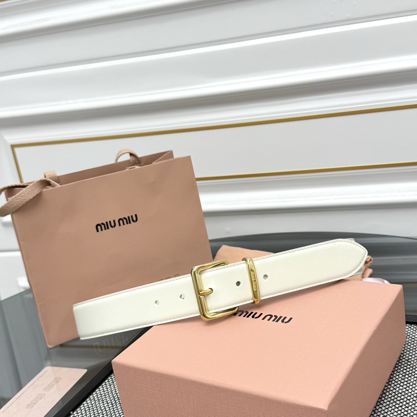 미우미우 벨트 57910