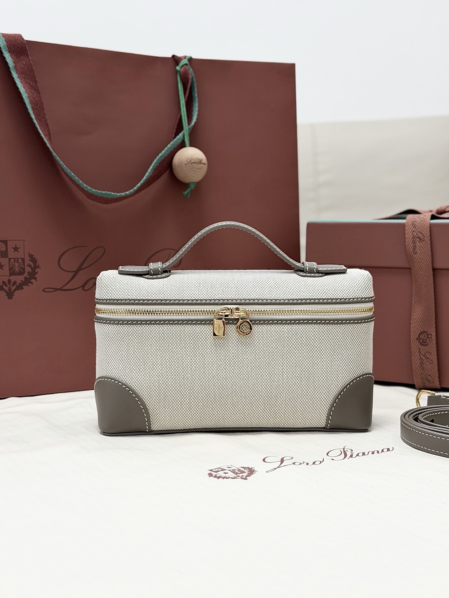 로로피아나 133866 가방 Loro Piana Bag