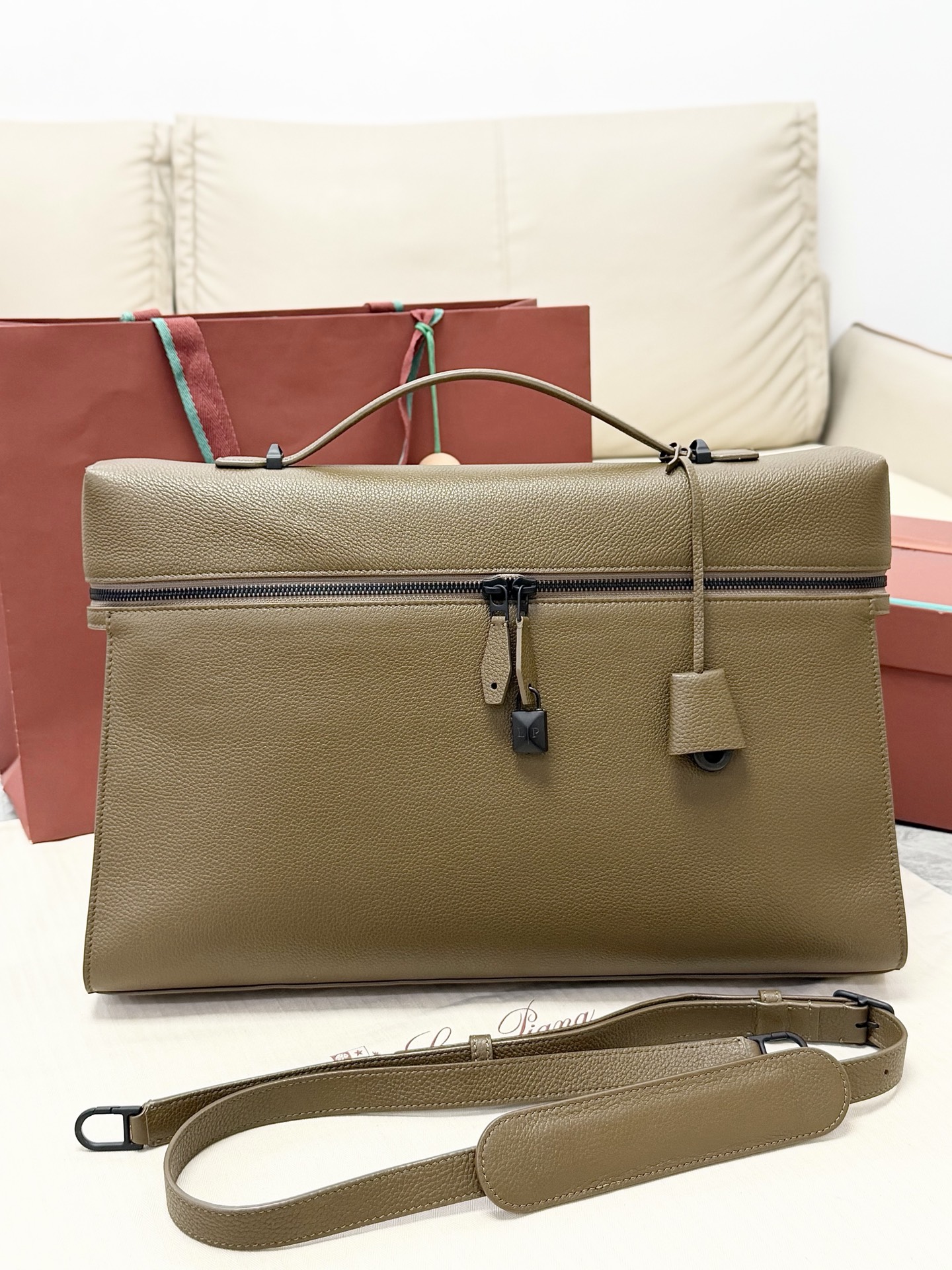 로로피아나 133914 가방 Loro Piana Bag