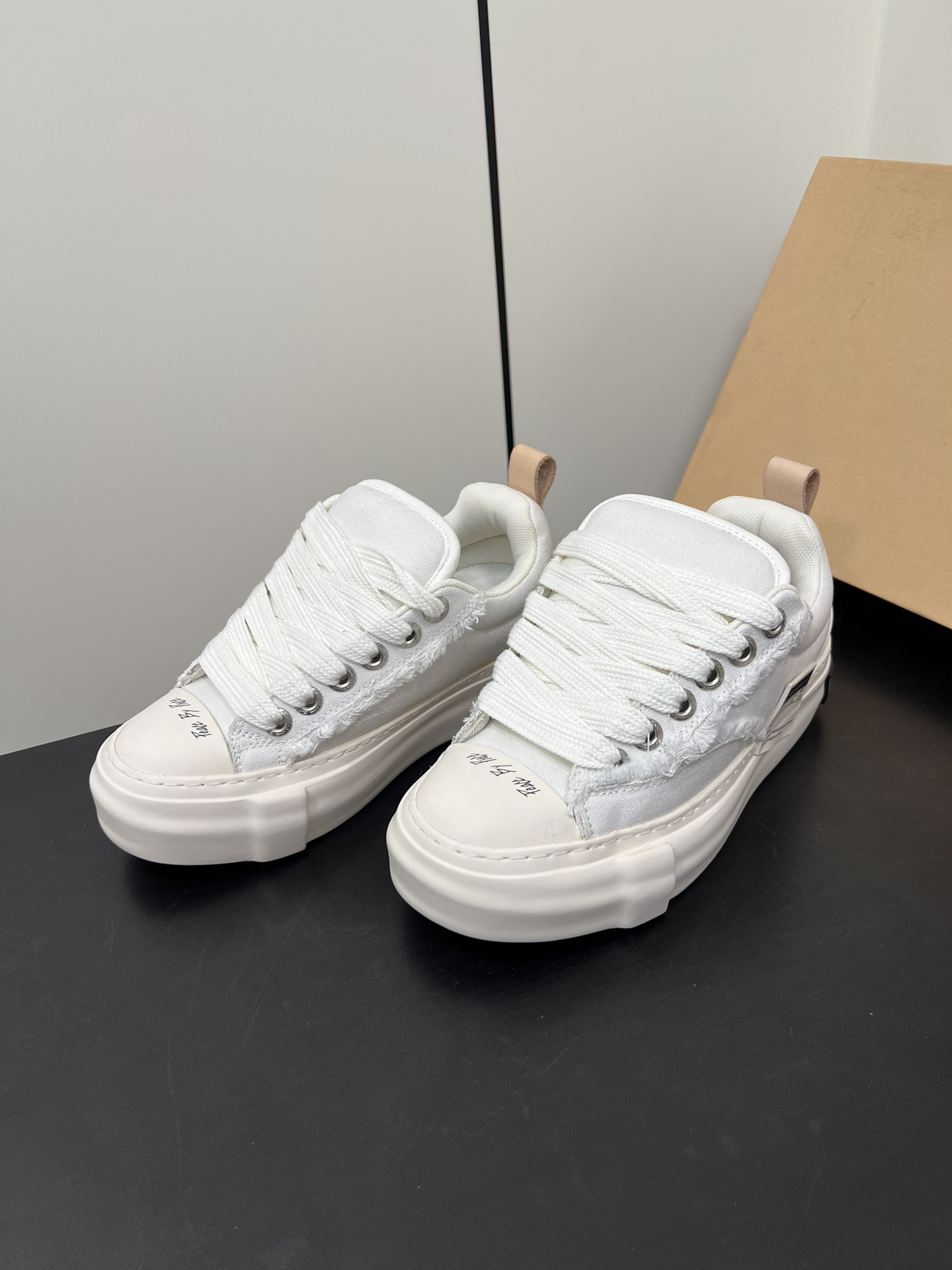 Vessel Nougat Classic Shoes: Comfort and Style Combined in Unique Design - 图片 3