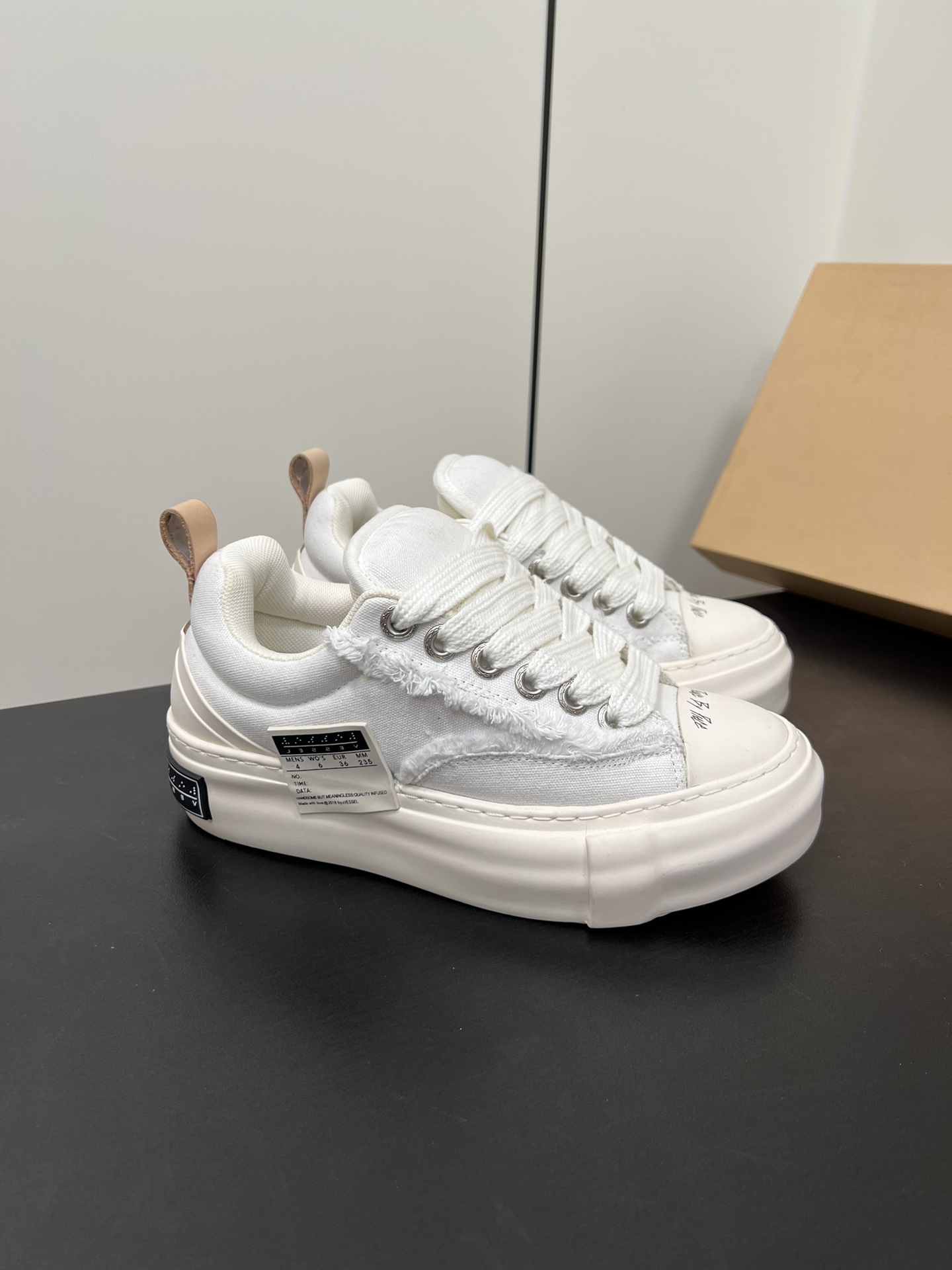 Vessel Nougat Classic Shoes: Comfort and Style Combined in Unique Design - 图片 4