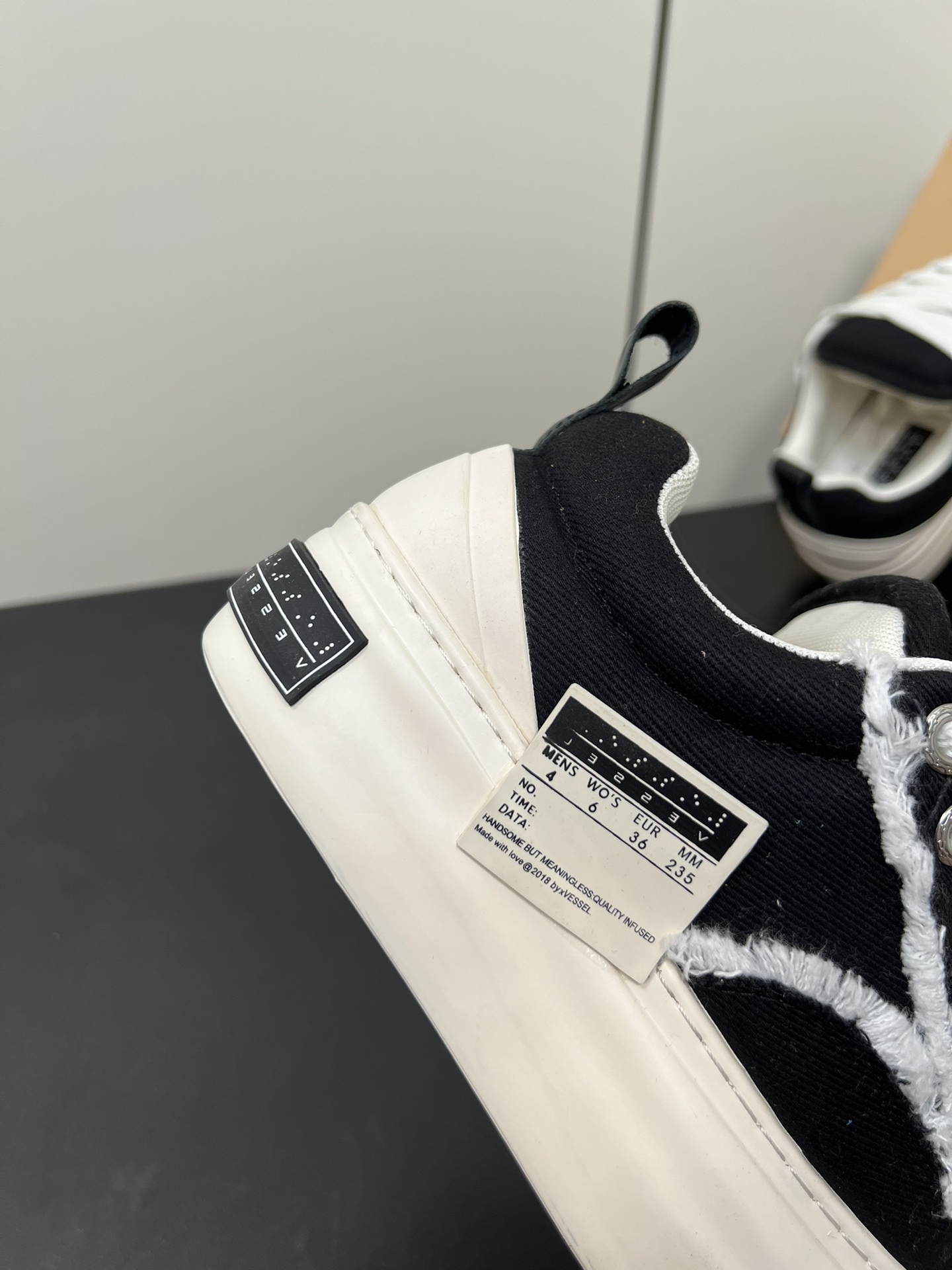 P650 Vessel Nougat Classic Shoes: Soft, Stylish, Comfortable Marshmallow Design with Classic Base - 图片 7