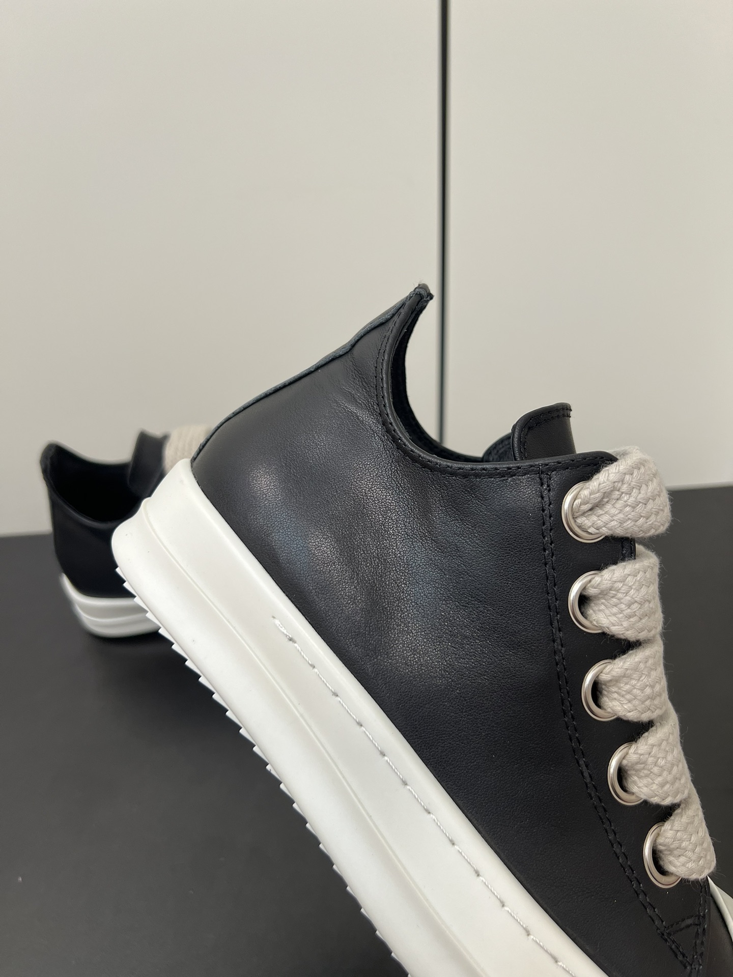Rick Owens P7000 Leisure Shoes: Classic Cottage Style Comparison for Lovers - 图片 6
