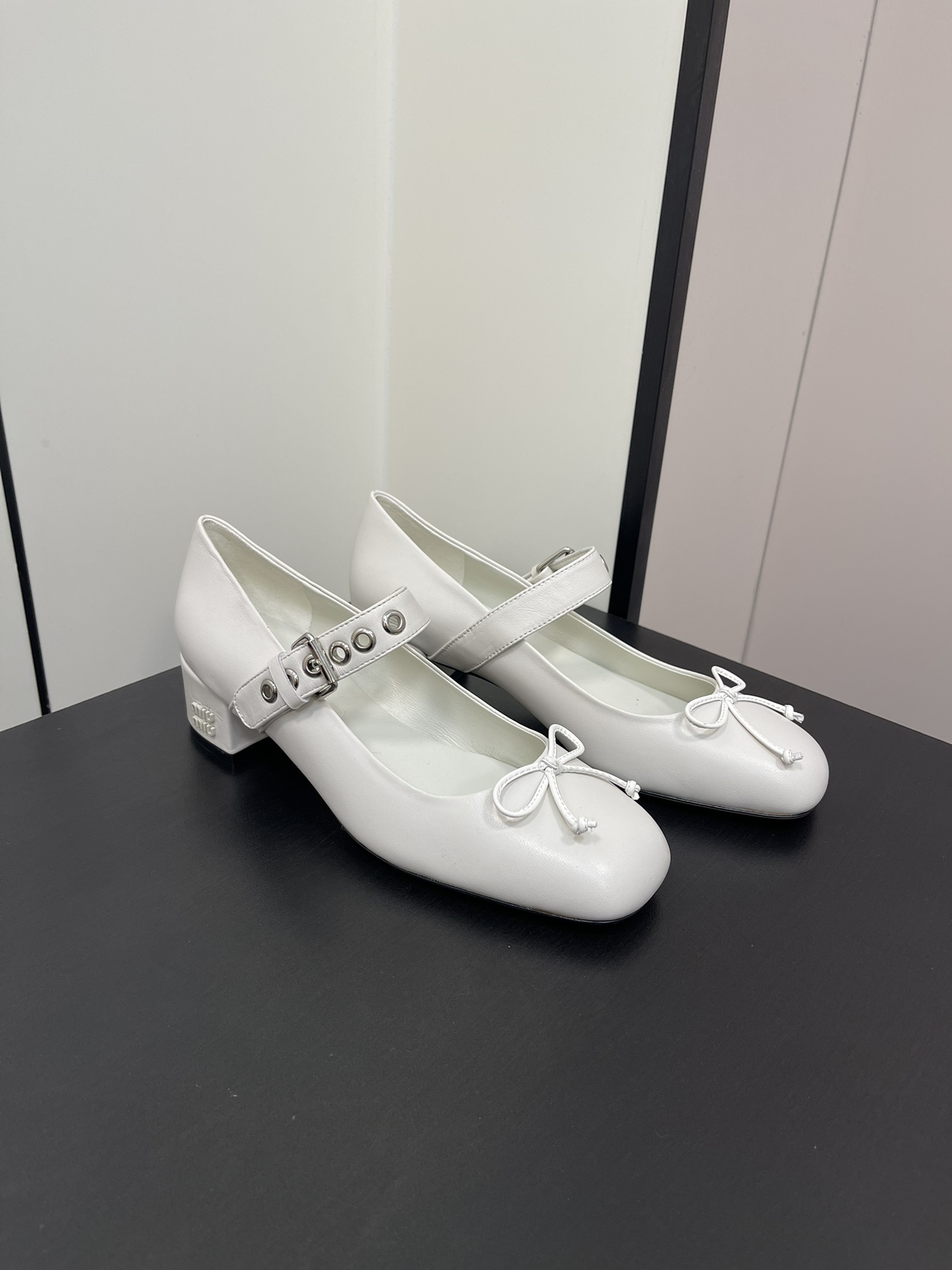 [Miu Miu Women