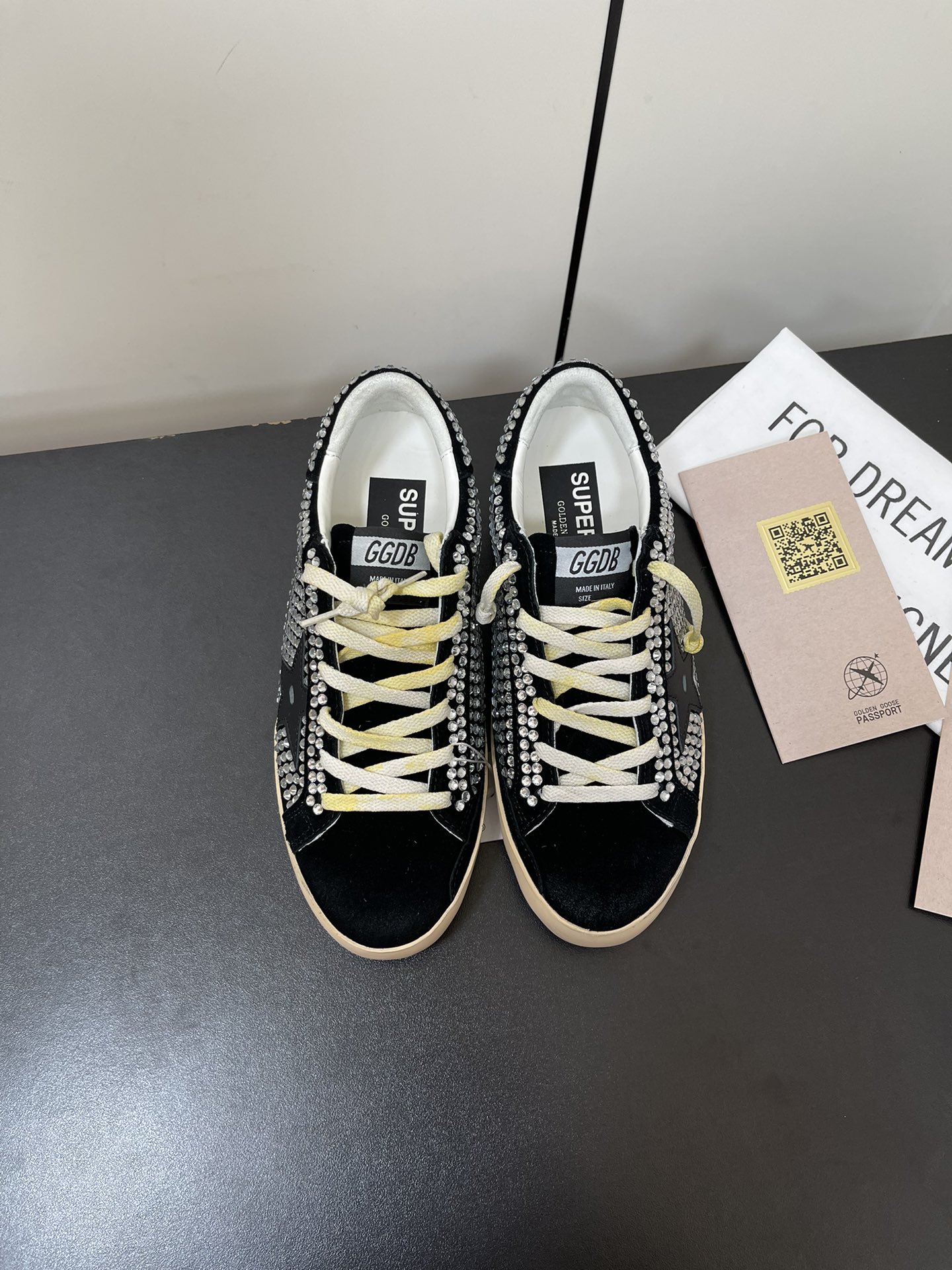 Golden Goose Skateboard Shoes Best AAA+
 Black Gold Red White Cowhide TPU