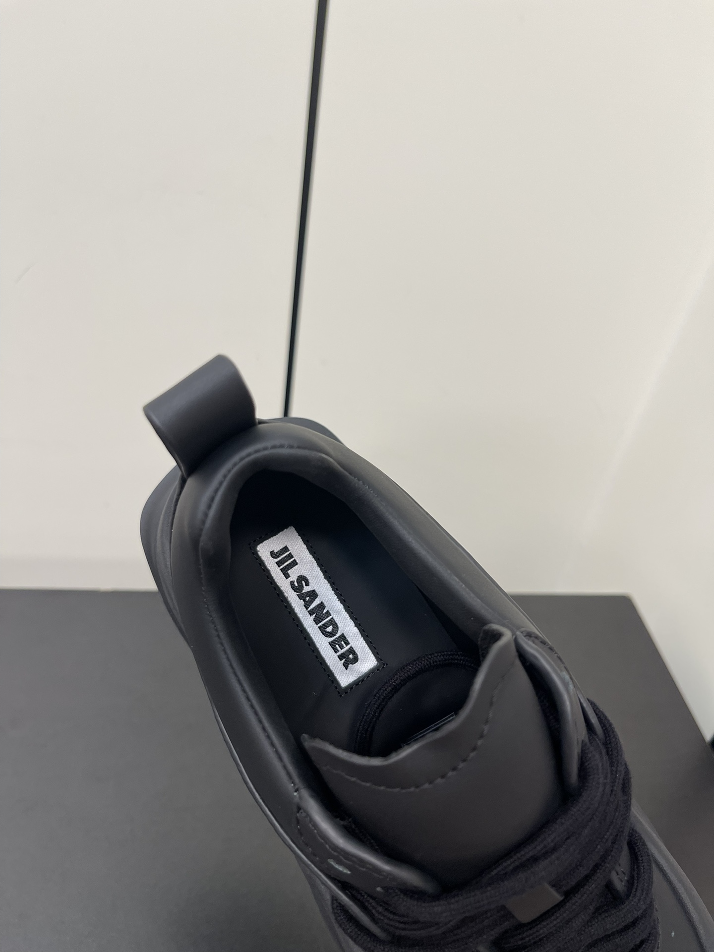 Jilsander Orb Sneakers: Chic Design with Unique TPU Soles for Durability and Style - 图片 8