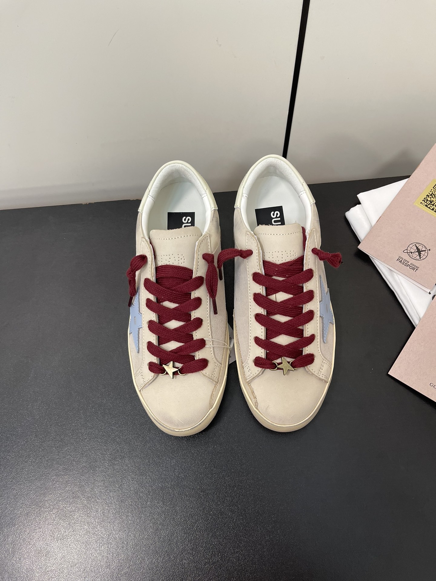 Golden Goose Skateboard Shoes Gold Red White Cowhide TPU