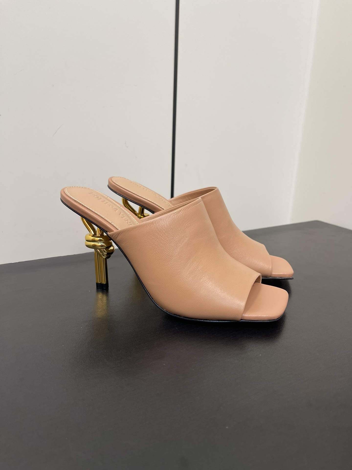 [Bottega Veneta Women