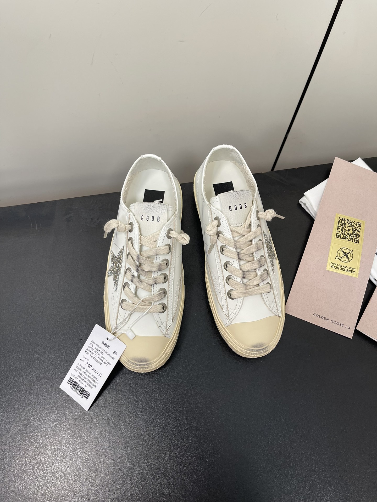 Golden Goose Skateboard Shoes Gold Red White Cowhide TPU