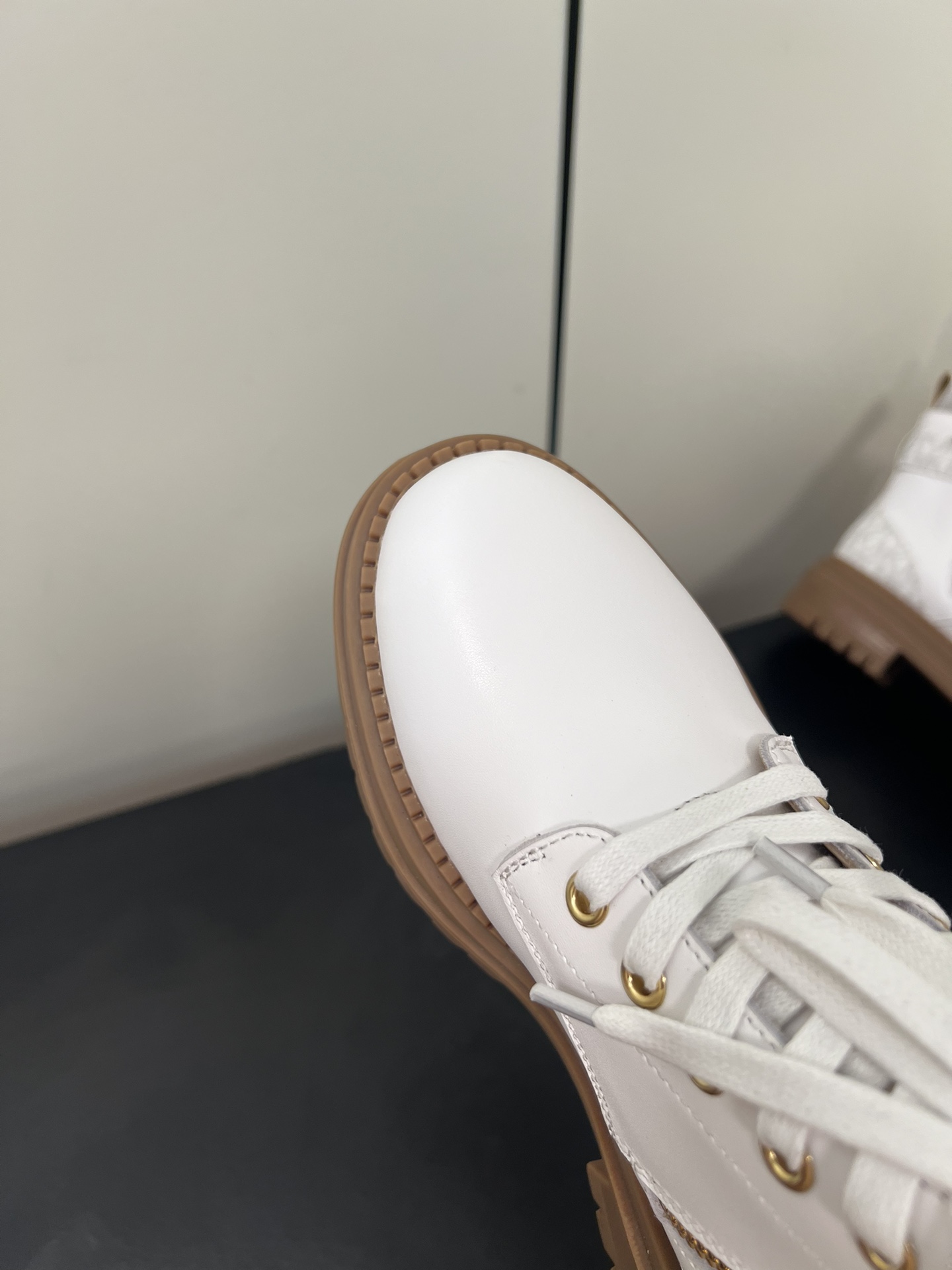 Michael Kors 2024 Martin Boots: Cow Skin, Sheep Inner, Slide-Proof Base, Various Sizes - 图片 6