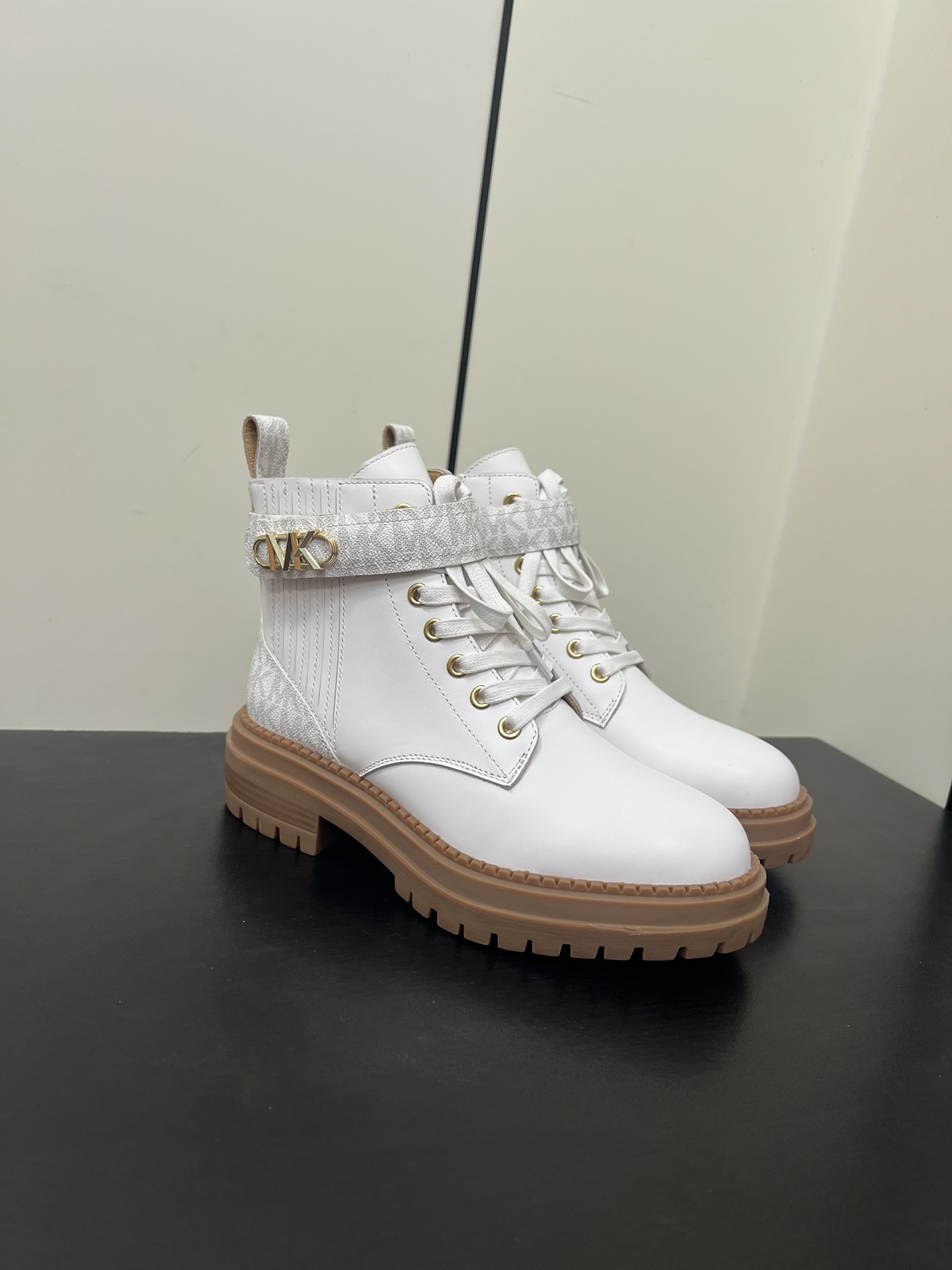 Michael Kors 2024 Martin Boots: Cow Skin, Sheep Inner, Slide-Proof Base, Various Sizes