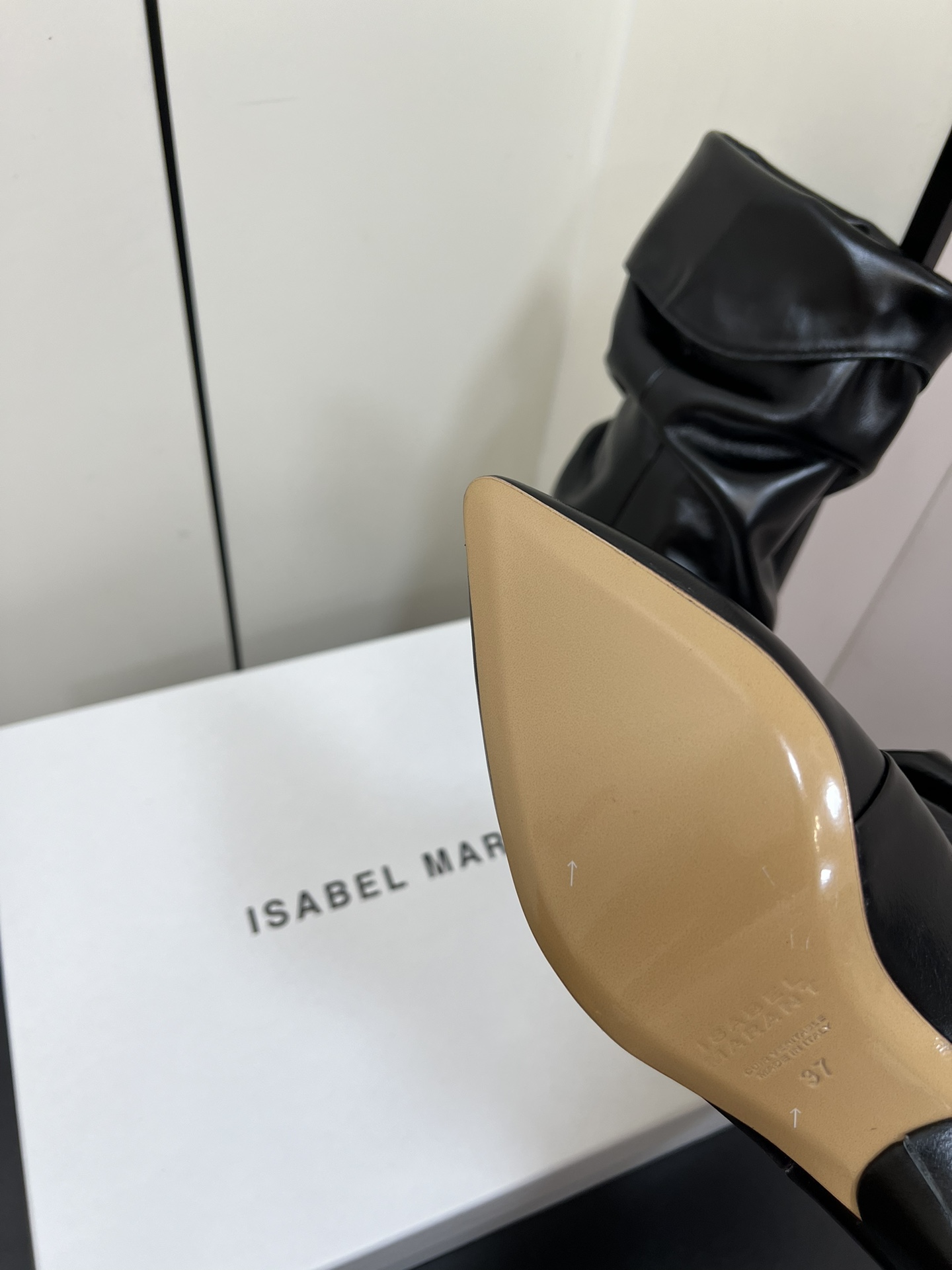 Isabel Marant 2024: Unique French Western Cat Boots with Comfortable Heel - 图片 9
