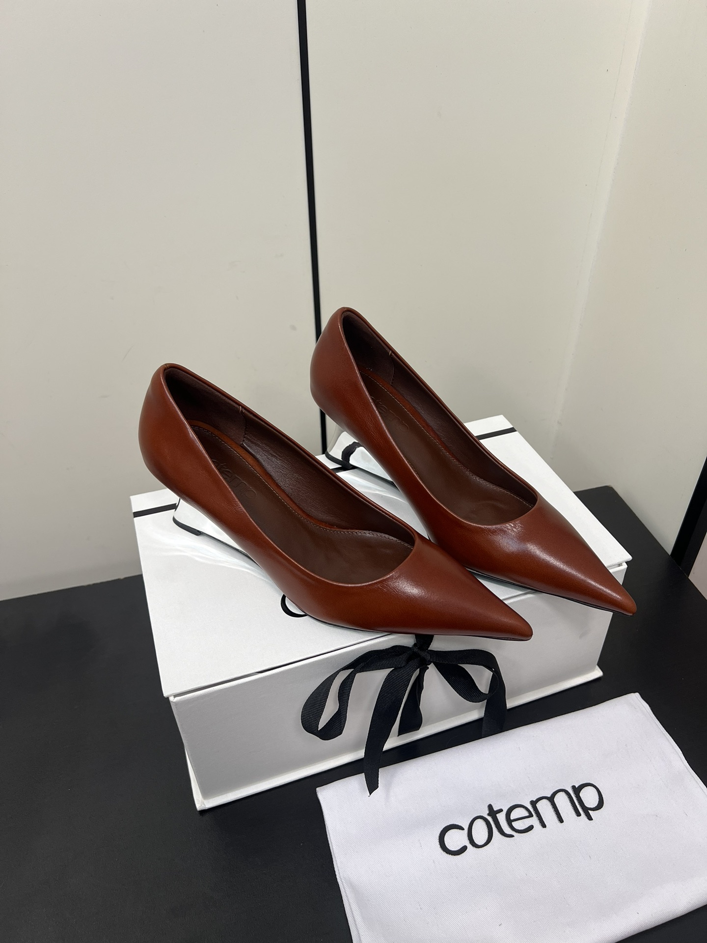 P775 Small-Scale Silk Embroidered Pointy Heel Shoe Series - 图片 2