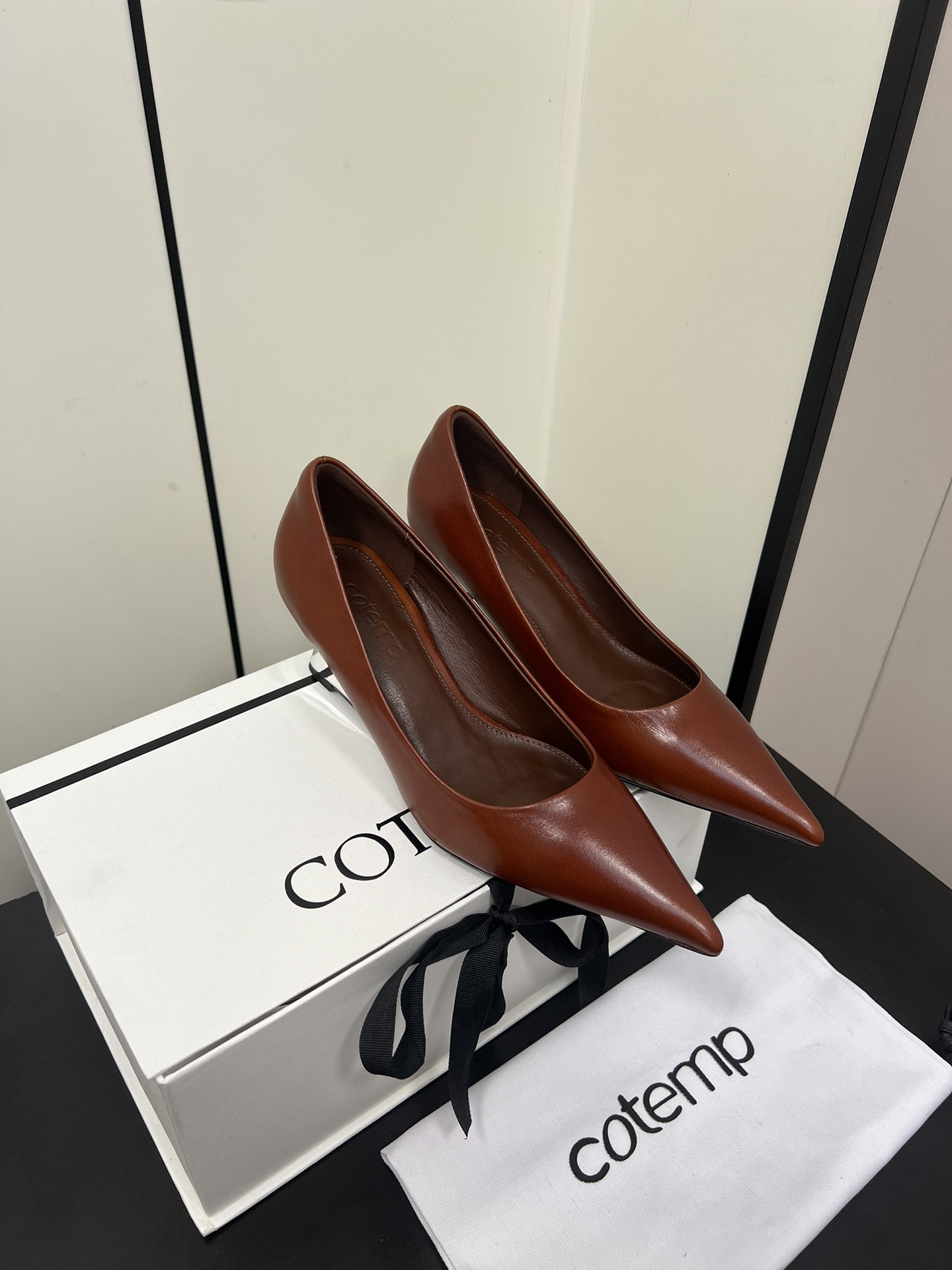 P775 Small-Scale Silk Embroidered Pointy Heel Shoe Series - 图片 4