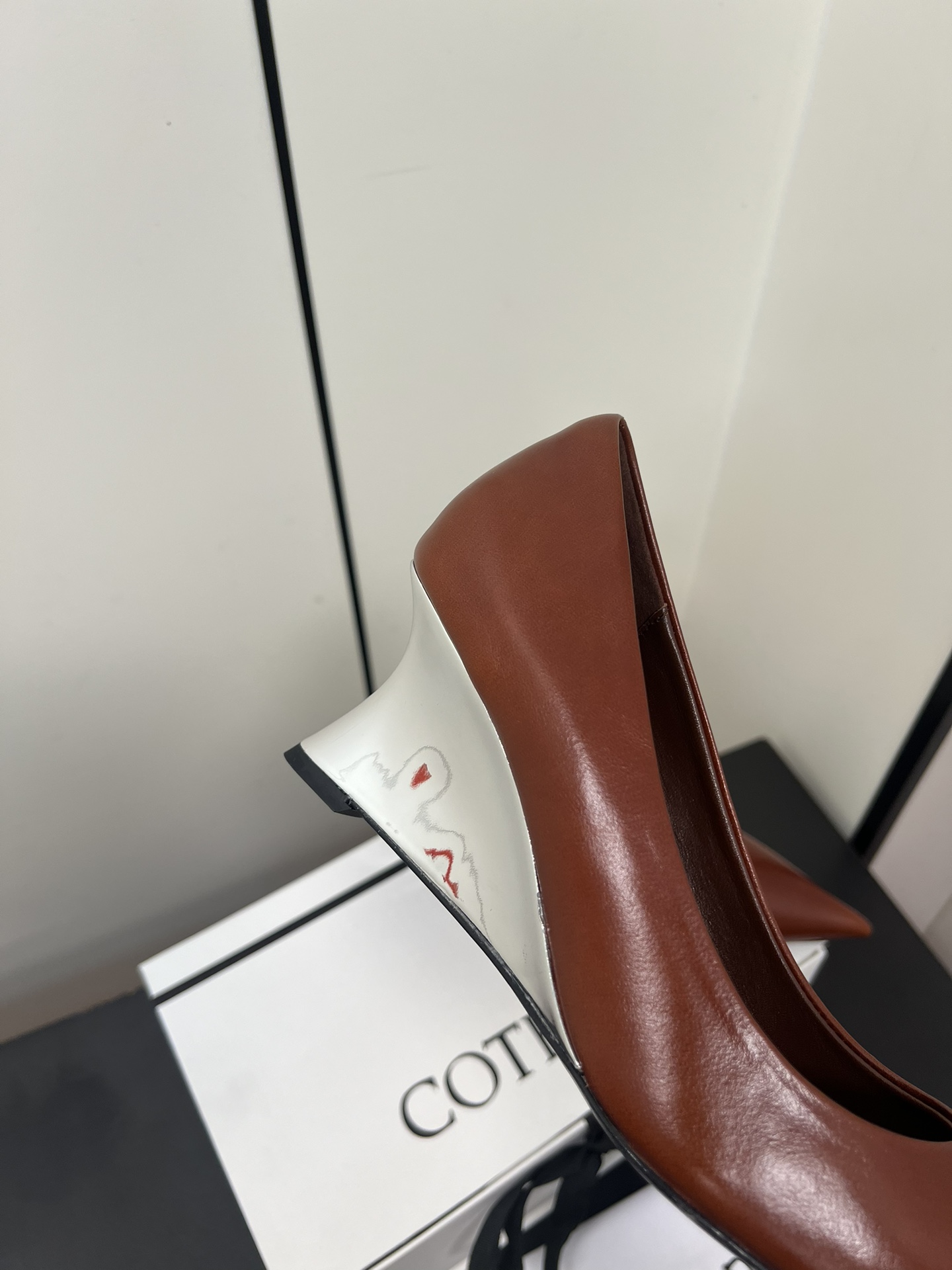 P775 Small-Scale Silk Embroidered Pointy Heel Shoe Series - 图片 8