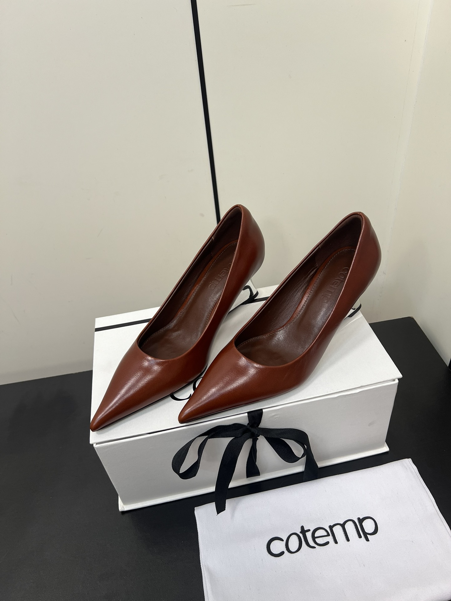 P775 Small-Scale Silk Embroidered Pointy Heel Shoe Series - 图片 3