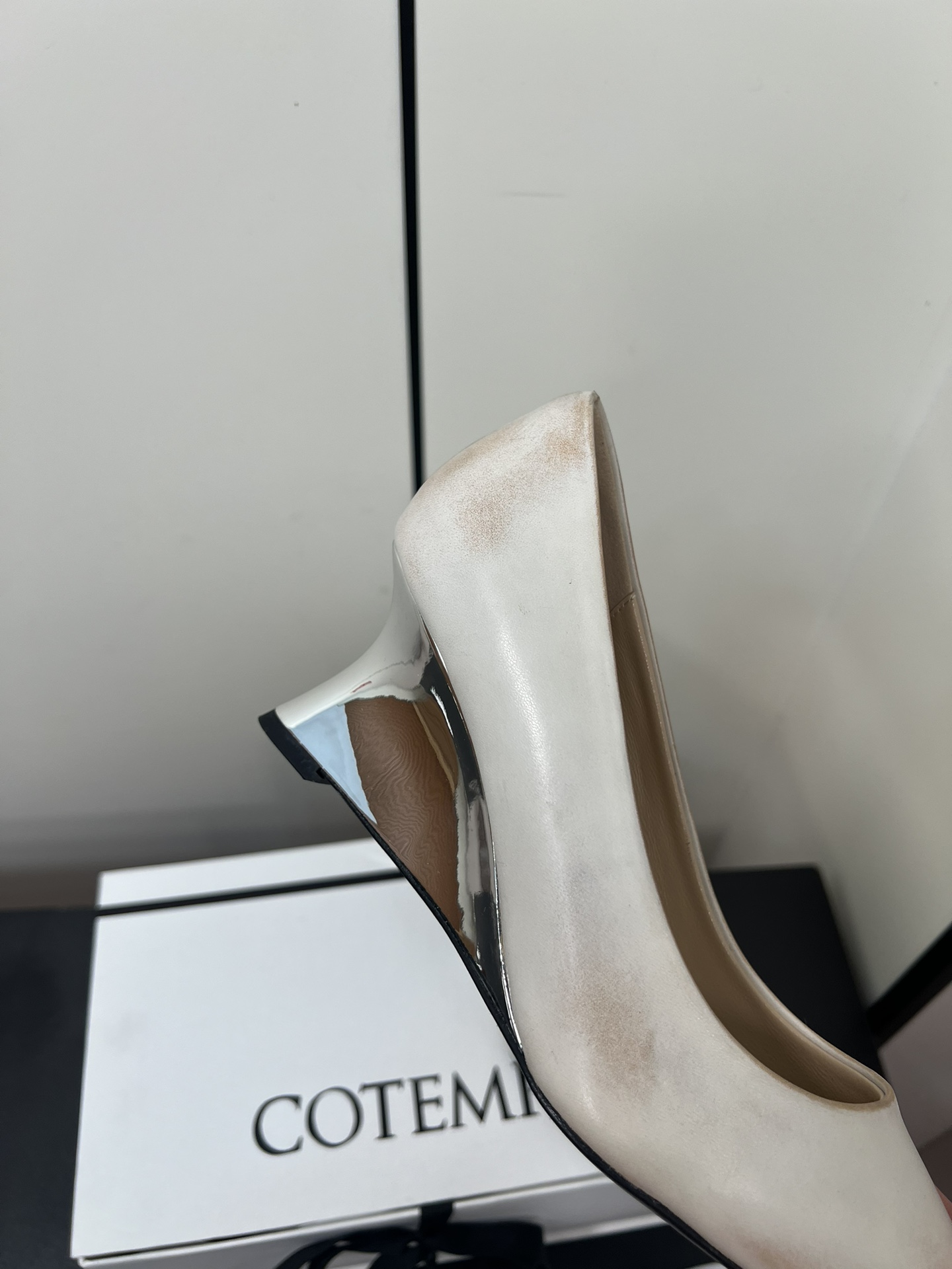 P775 Small-Scale Pointy Heel Shoe Series with Silk Embroidery - 图片 8