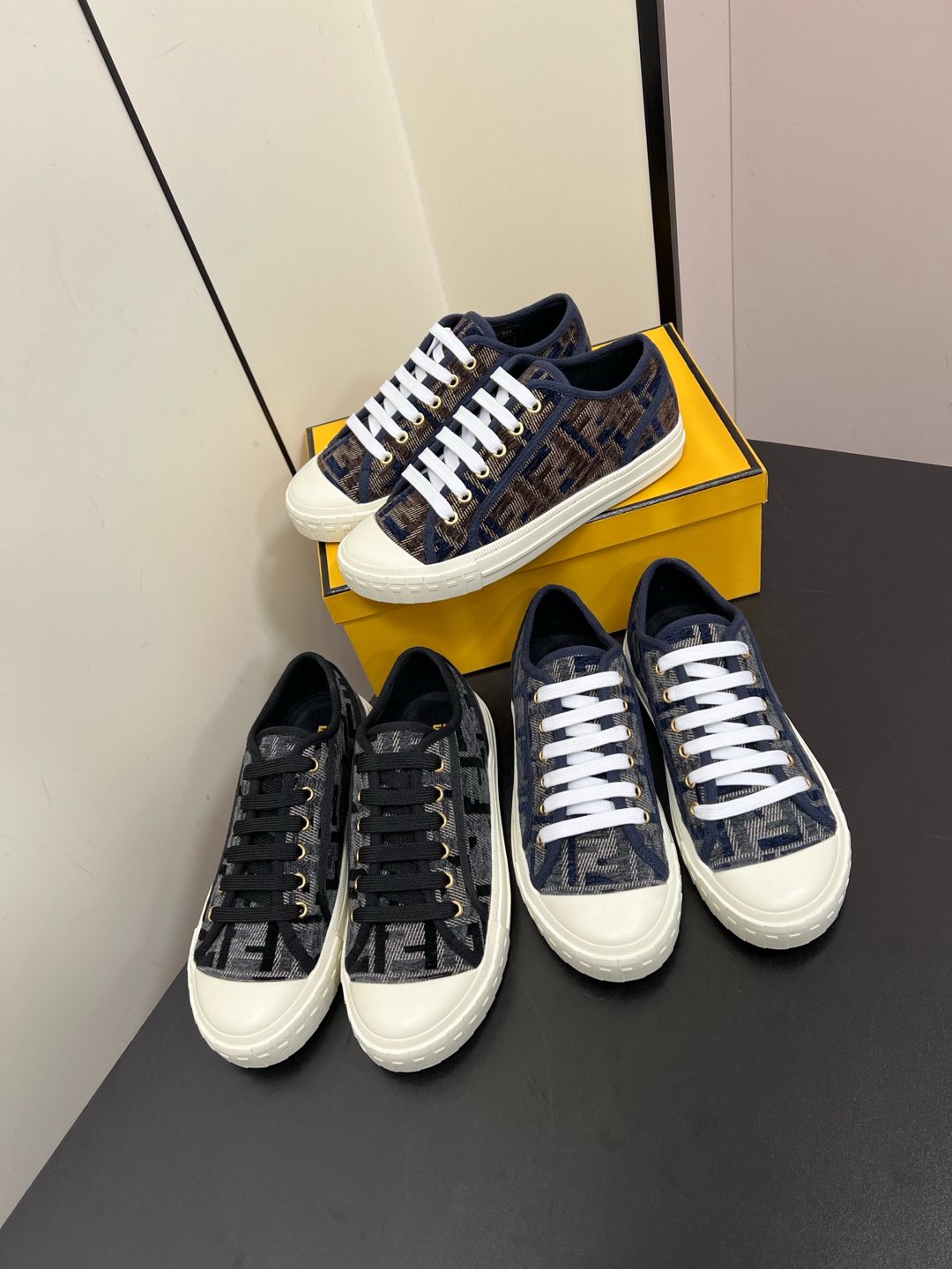 [Fendi Women