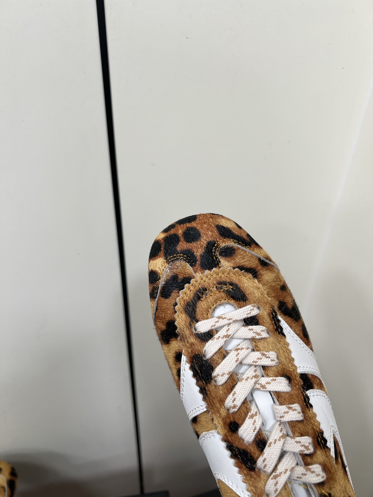 New P650💰Dries Van Noten DVN Marathon Treads: 2025 Designers Transform Classical Elements - 图片 6