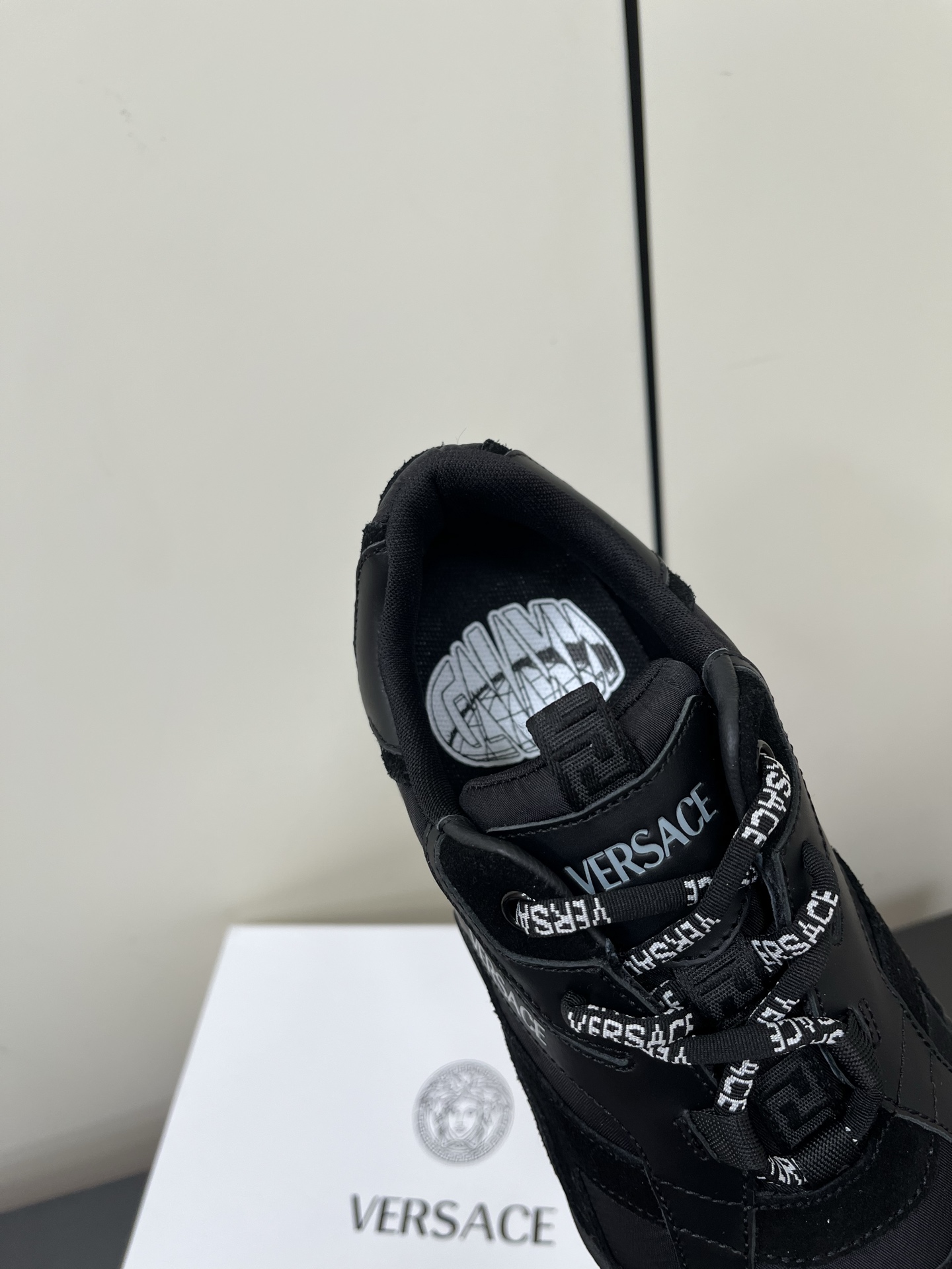 Innovative Galaxia Sports Shoes with Versace Style and Comfort, Size 35-45 - 图片 7