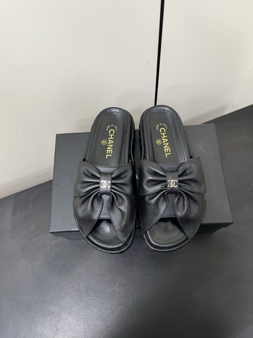 Chanel Black Leather Bow Heeled Sandals Slides, Comfortable & Elegant 1 Chanel Black Leather Bow Heeled Sandals Slides, Comfortable & Elegant