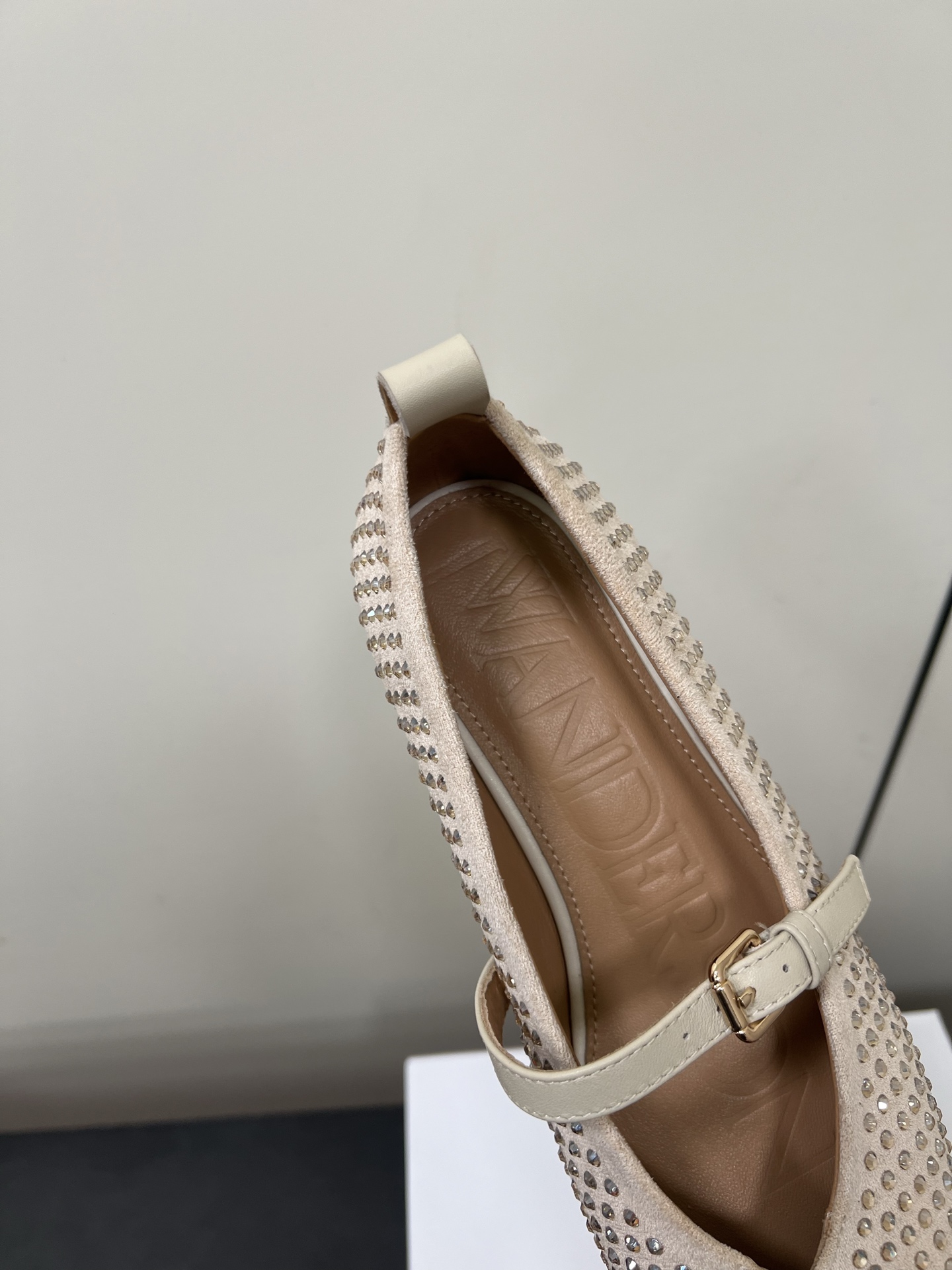 JW Anderson Mary Jane Ballet Shoes: Glamorous and Comfortable Black Diamond Style - 图片 7