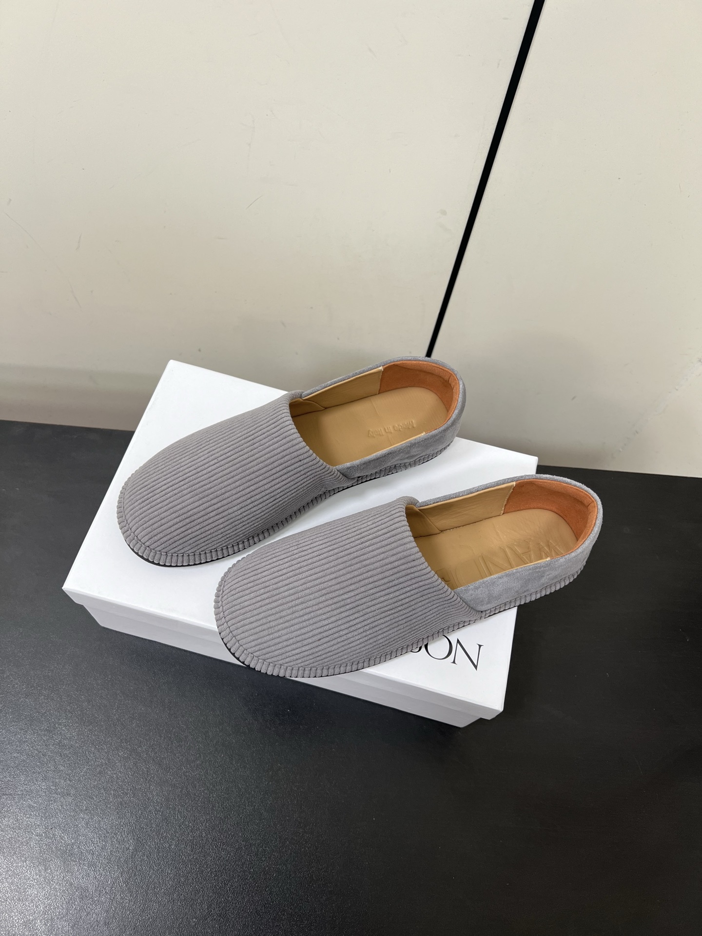 Review of Jwanderson’s Latest Spring and Summer Shoes: Simple, Stylish, and Practical - 图片 3