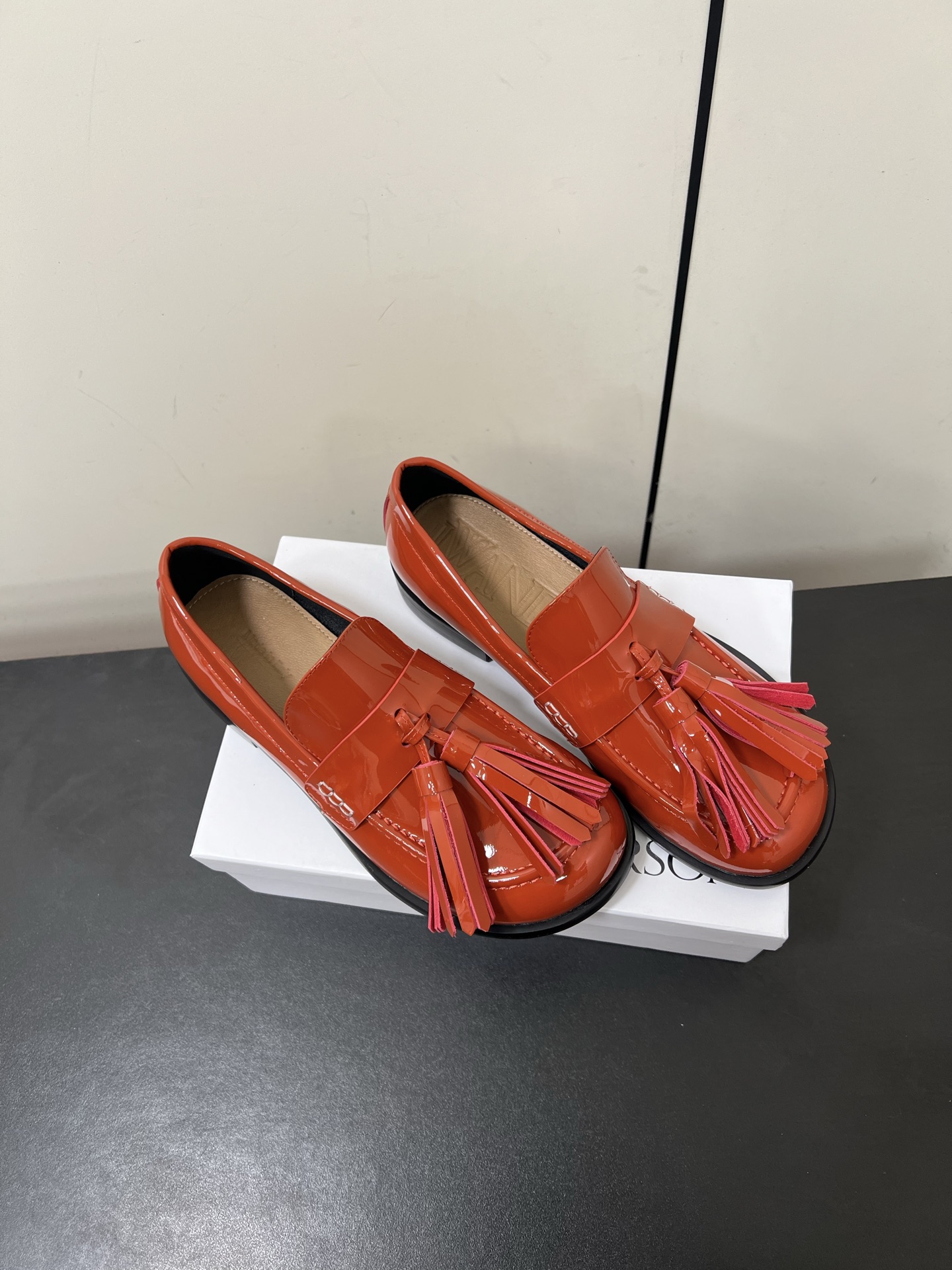 P800 Jwanderson New Lights Cages: Exaggerating Lantern Shoes with Open Beads - 图片 2