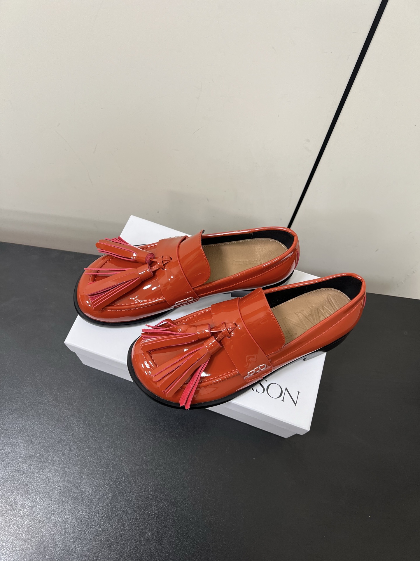 P800 Jwanderson New Lights Cages: Exaggerating Lantern Shoes with Open Beads - 图片 3