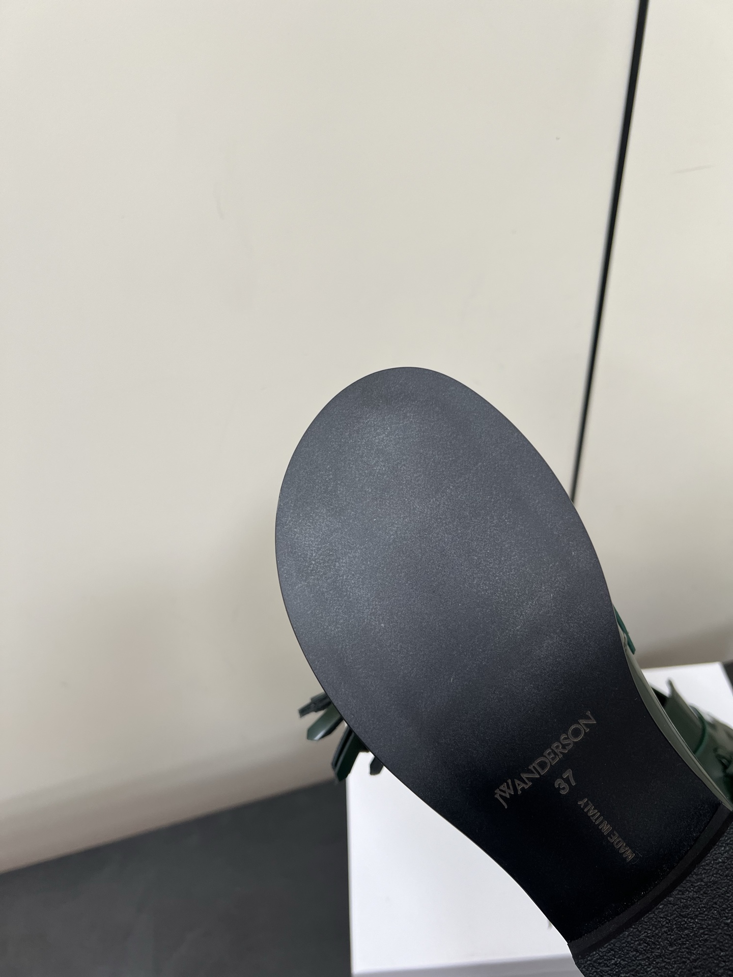 P800 Jwanderson New Lights Cages: Exaggerating Lantern Shoes with Unique Design - 图片 9