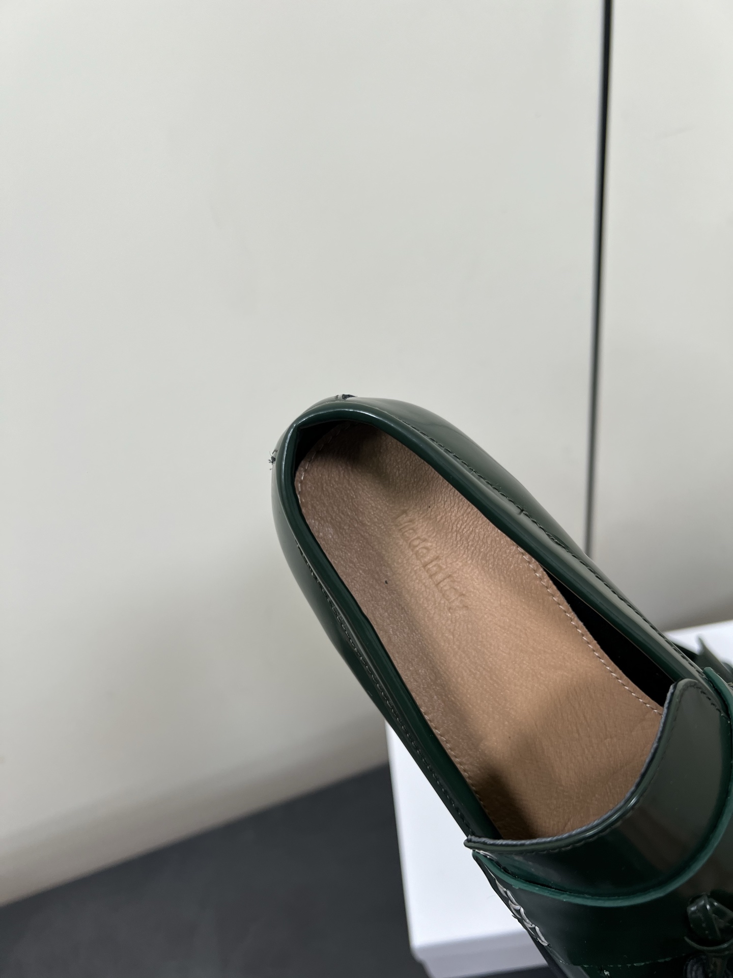 P800 Jwanderson New Lights Cages: Exaggerating Lantern Shoes with Unique Design - 图片 7
