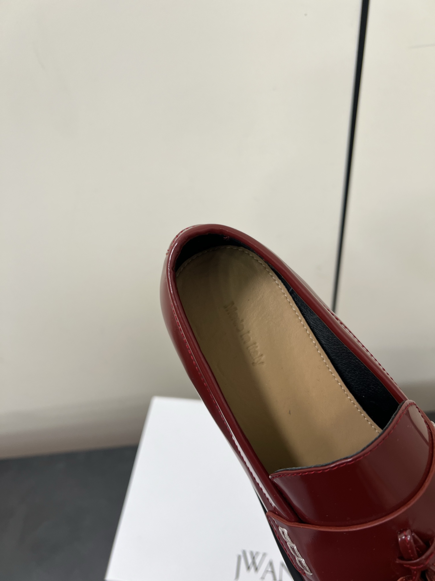P800 Jwanderson New Lights Cages: Exaggerated Lantern Shoes with Unique Design - 图片 7