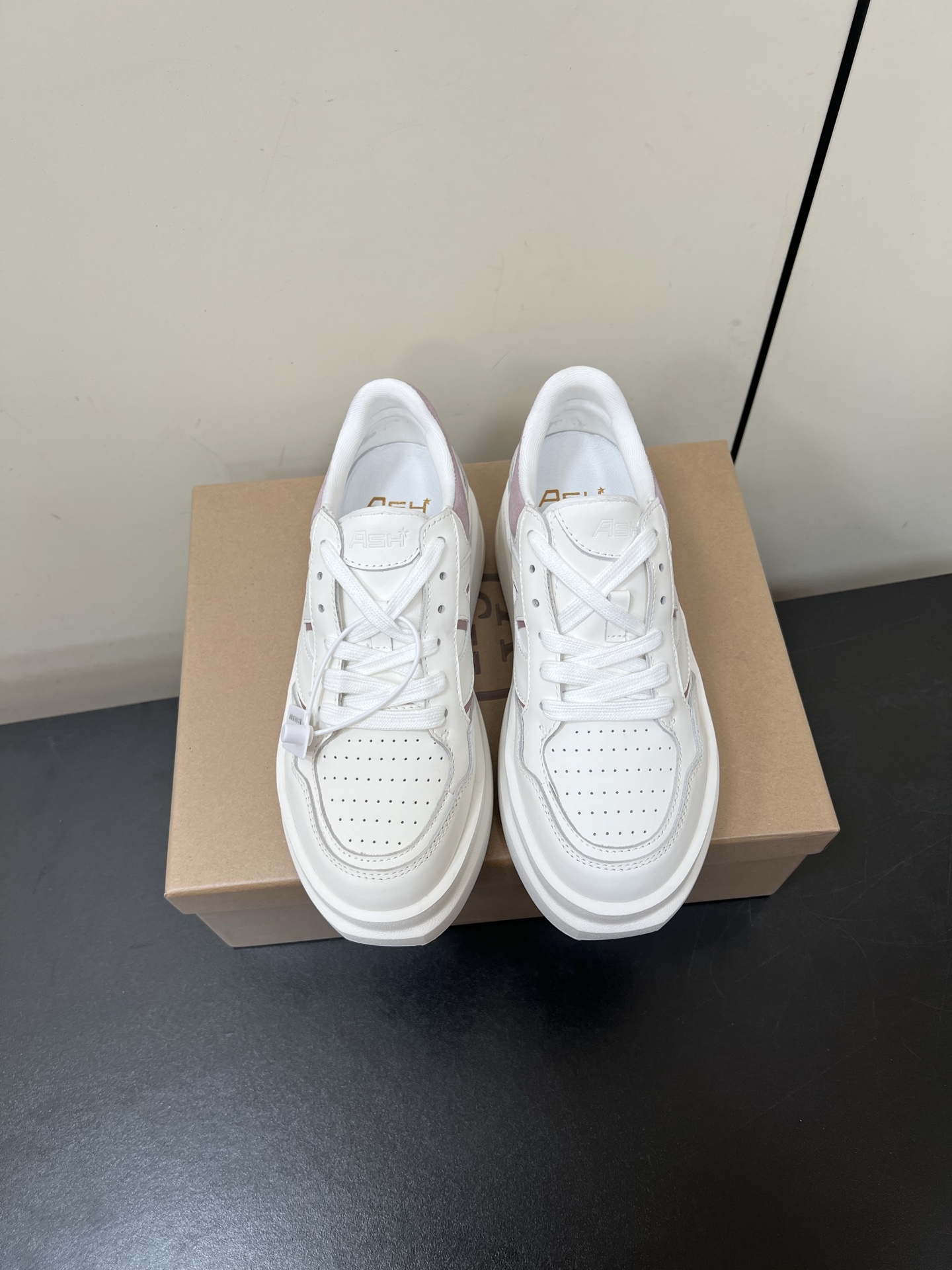 New Girls’ Recreational Shoes with Thick Soles for Comfort and Style - 图片 9