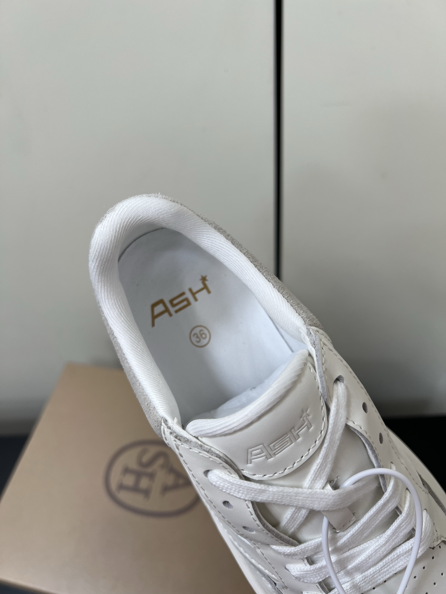 Stylish Girls’ Recreational Shoes with Thick White Soles and Original Leather – Size 35-40 - 图片 7