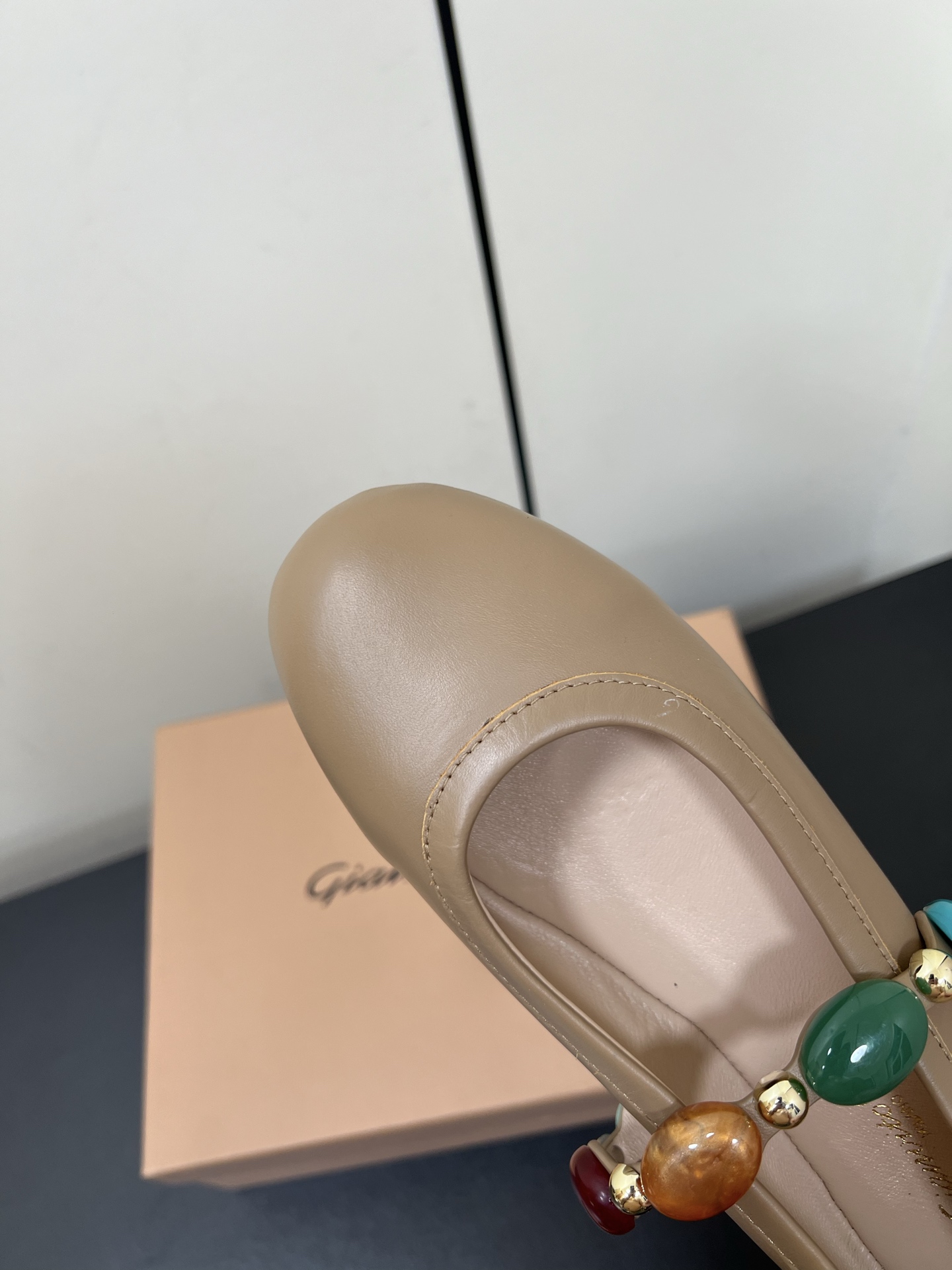 Giannito Rossi25s Spring and Summer Shoes Collection: Comfortable and Stylish Italian Designs - 图片 6