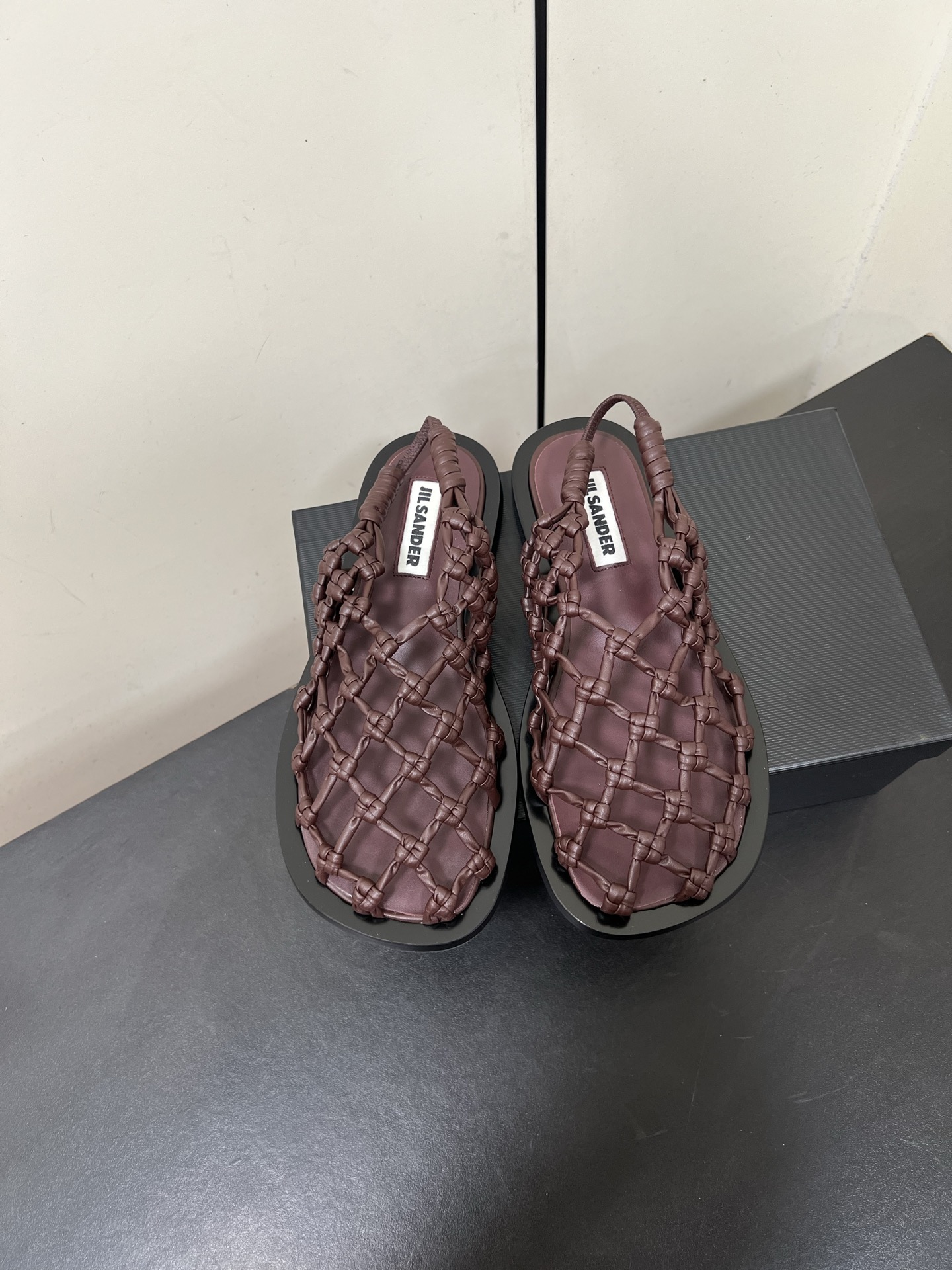 JILSANDER Sheep Skin Woven Sandals: Euro-American Style, Monolithic Fashion, Versatile Sizing