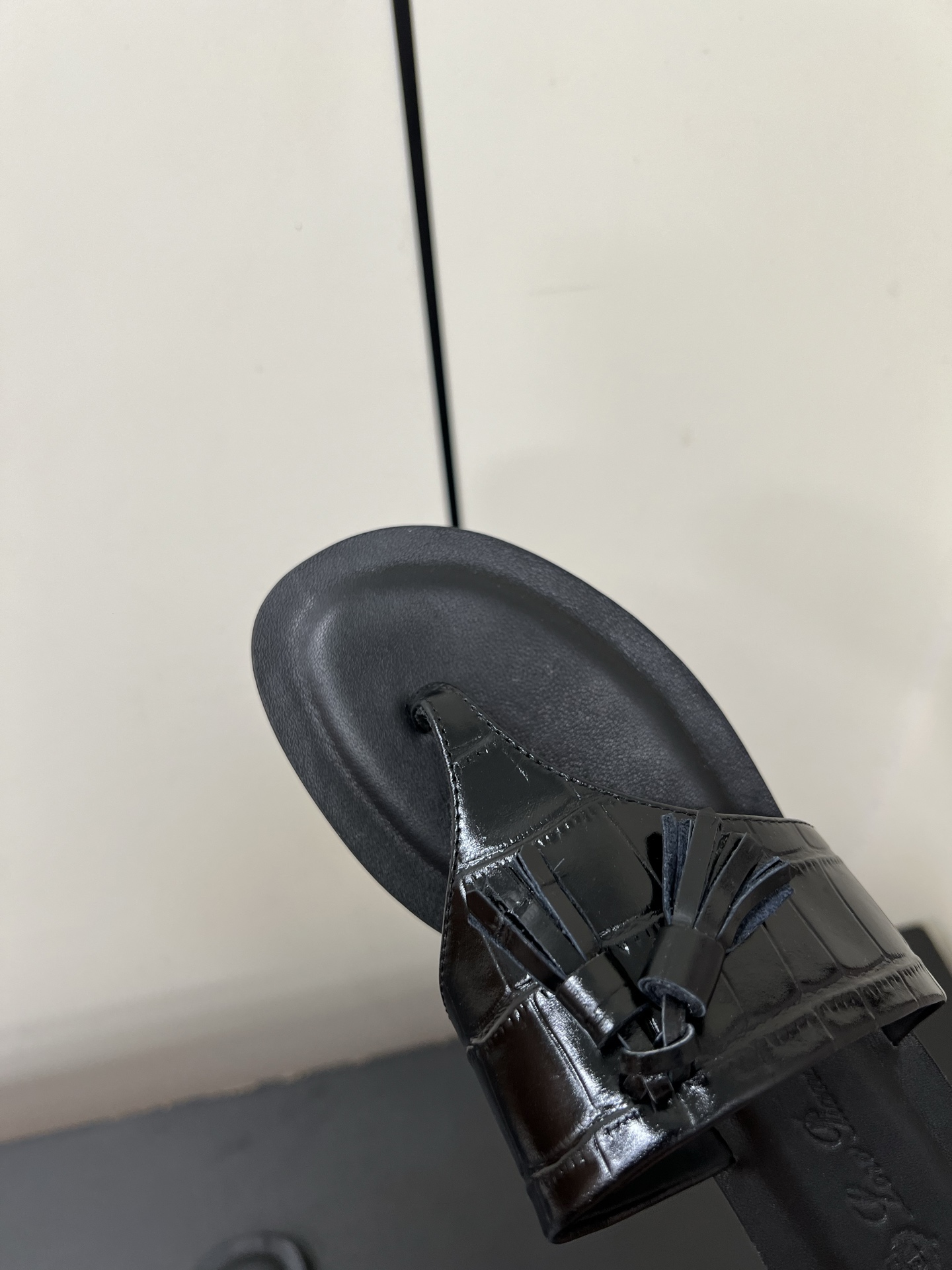 Loro Piana Classic Slippers: Premium Leather, Rubber Sole, Customizable Sizes. - 图片 6