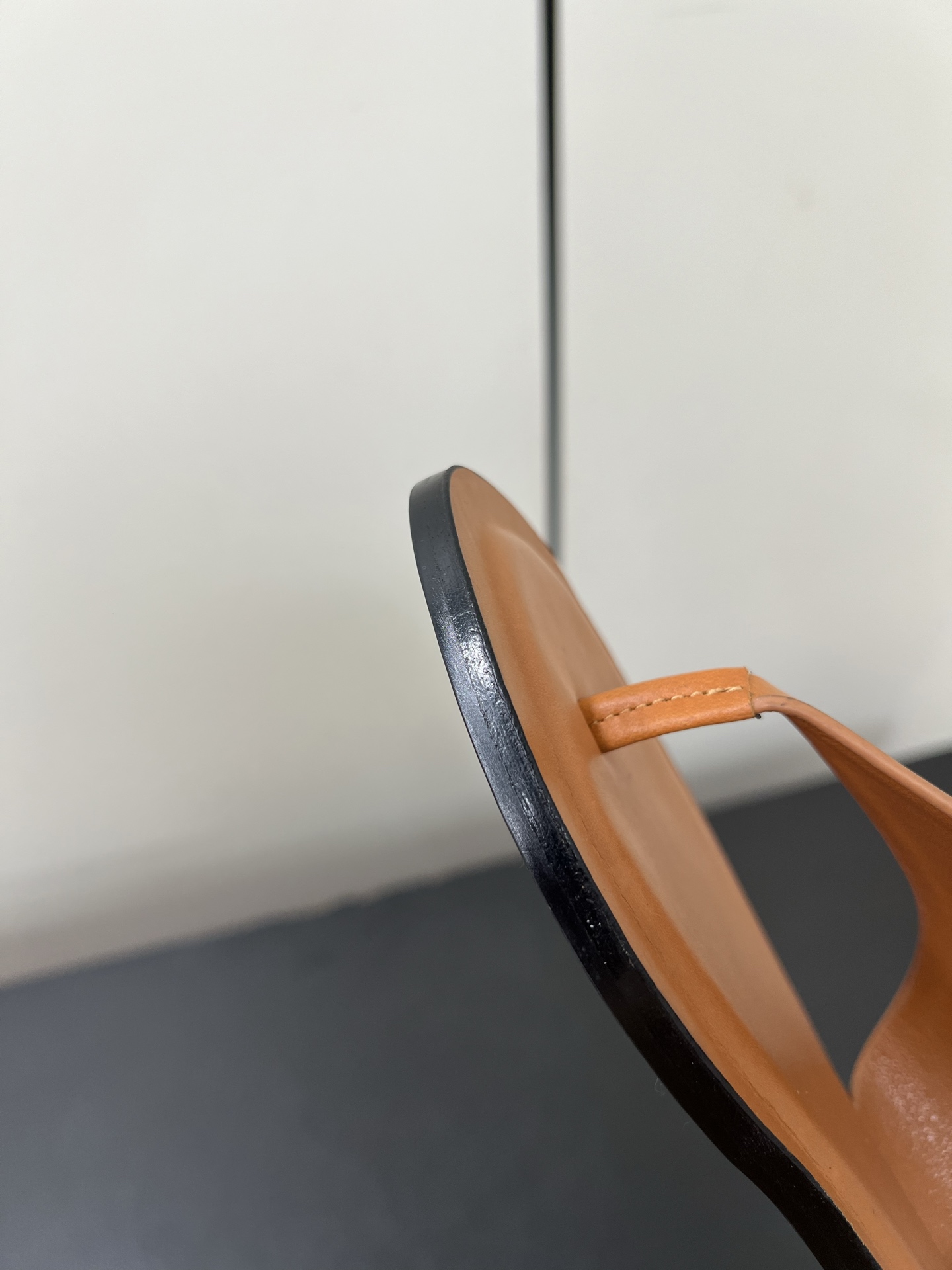Durable and Stylish: P 700 Loro Piana Sandals Review and Sizing Information - 图片 8