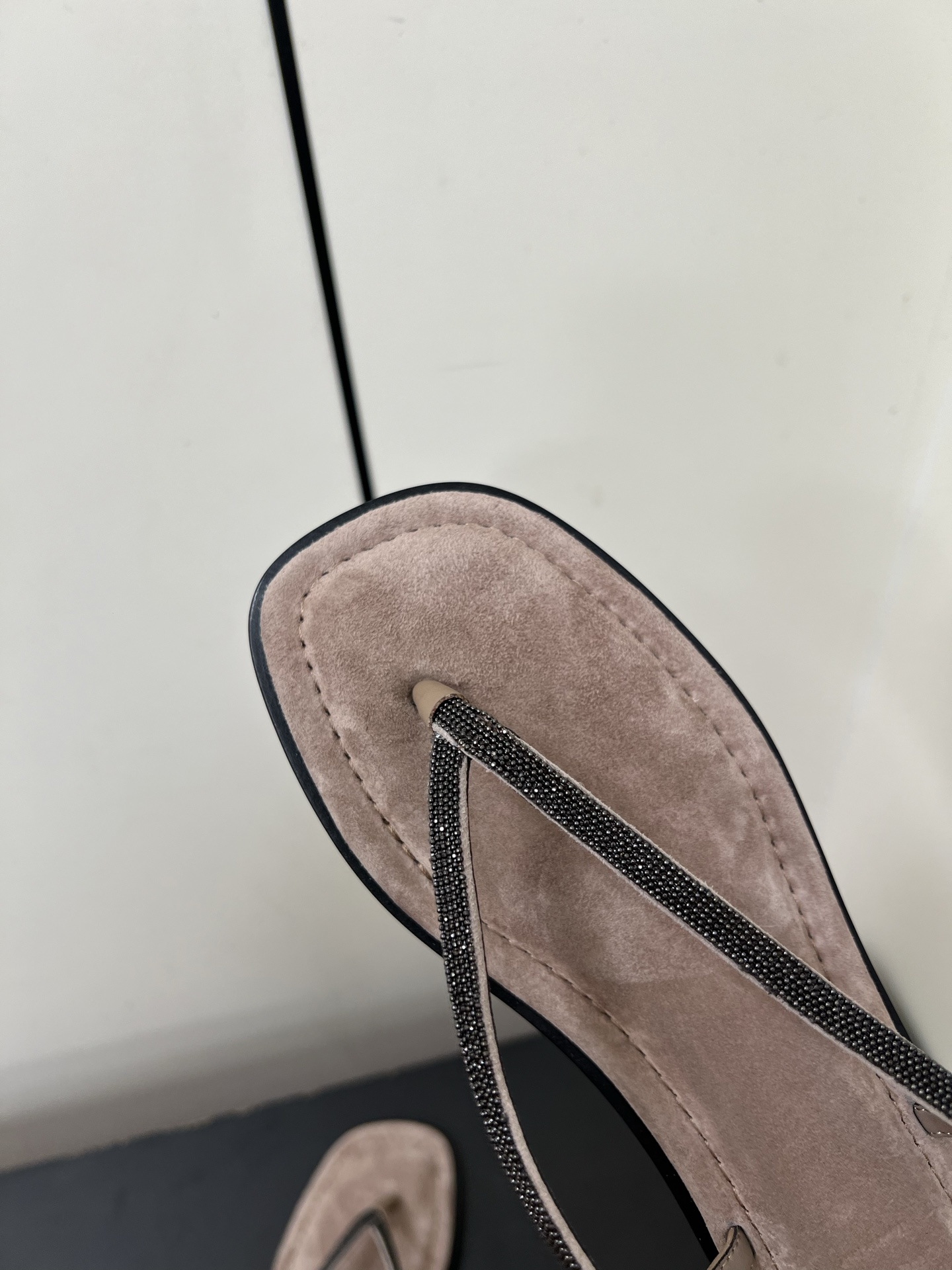 Luxurious Italian Sheepskin Sandal Slippers by Brunello Cucinelli - 图片 6