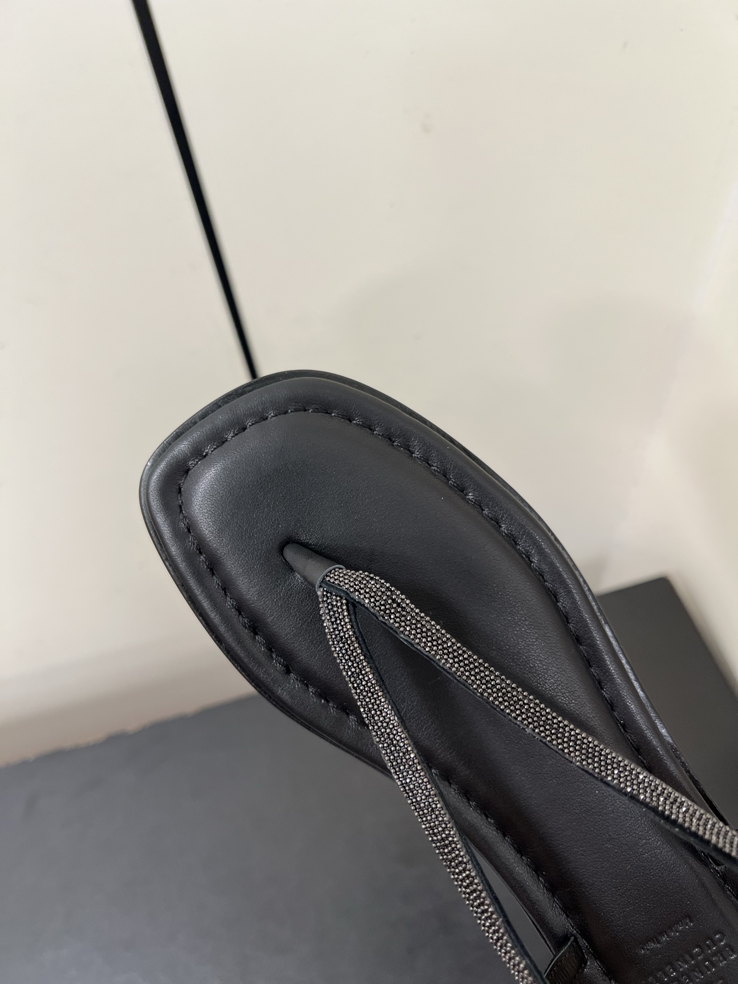 Luxurious Italian Sheepskin Sandal Slippers by Brunello Cucinelli - 图片 6