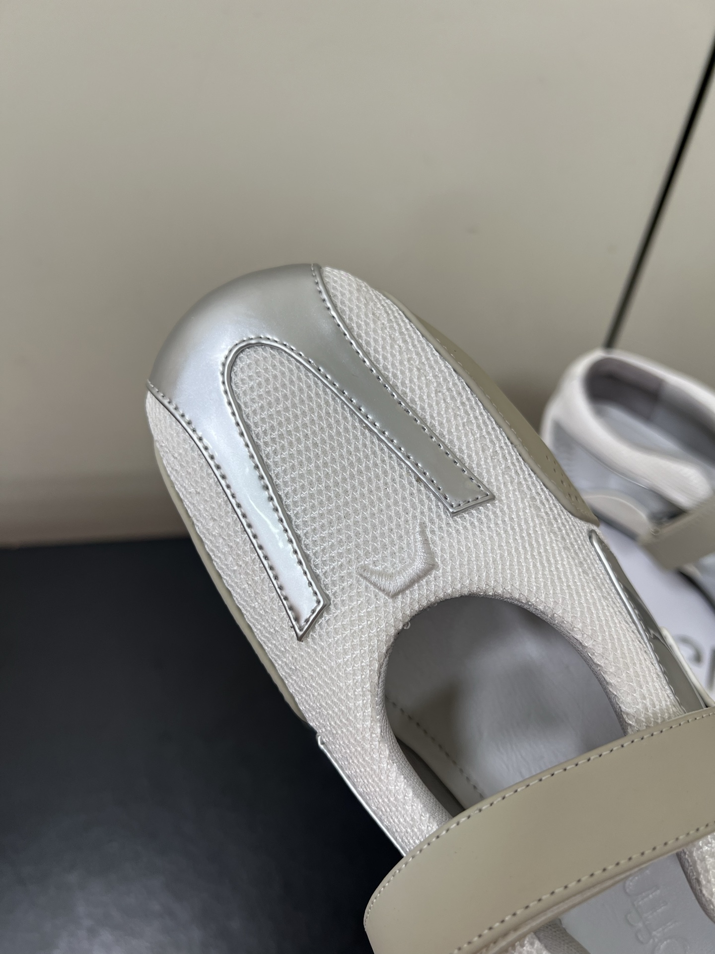Review: P750 Offnen 25AW Mary Jane Sneakers with New Tundra Green Color - 图片 6