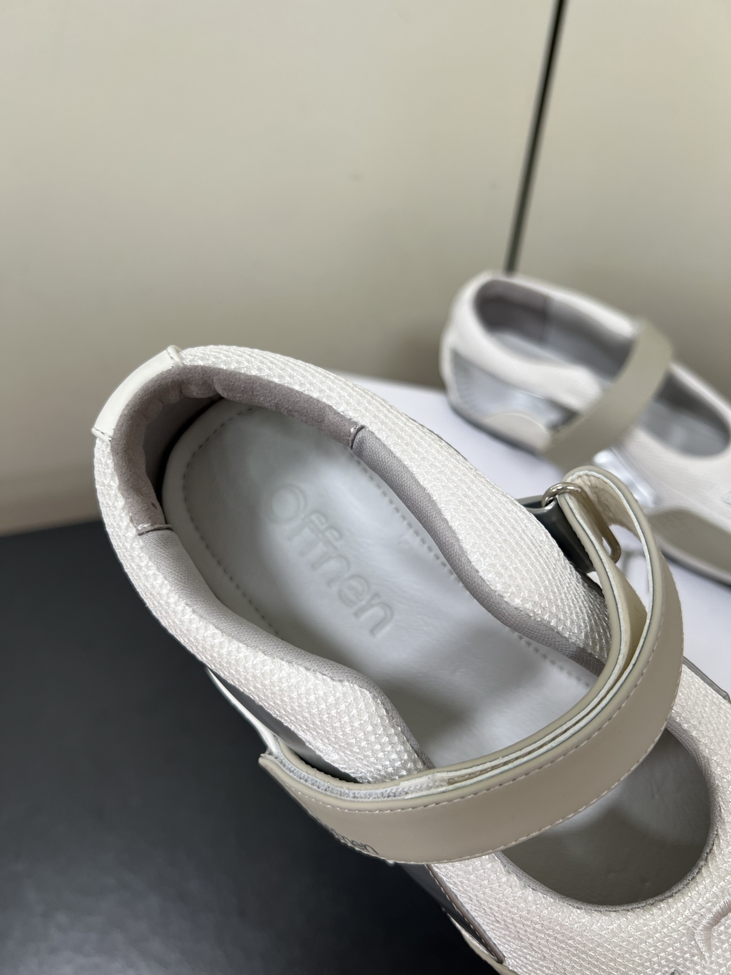 Review: P750 Offnen 25AW Mary Jane Sneakers with New Tundra Green Color - 图片 7