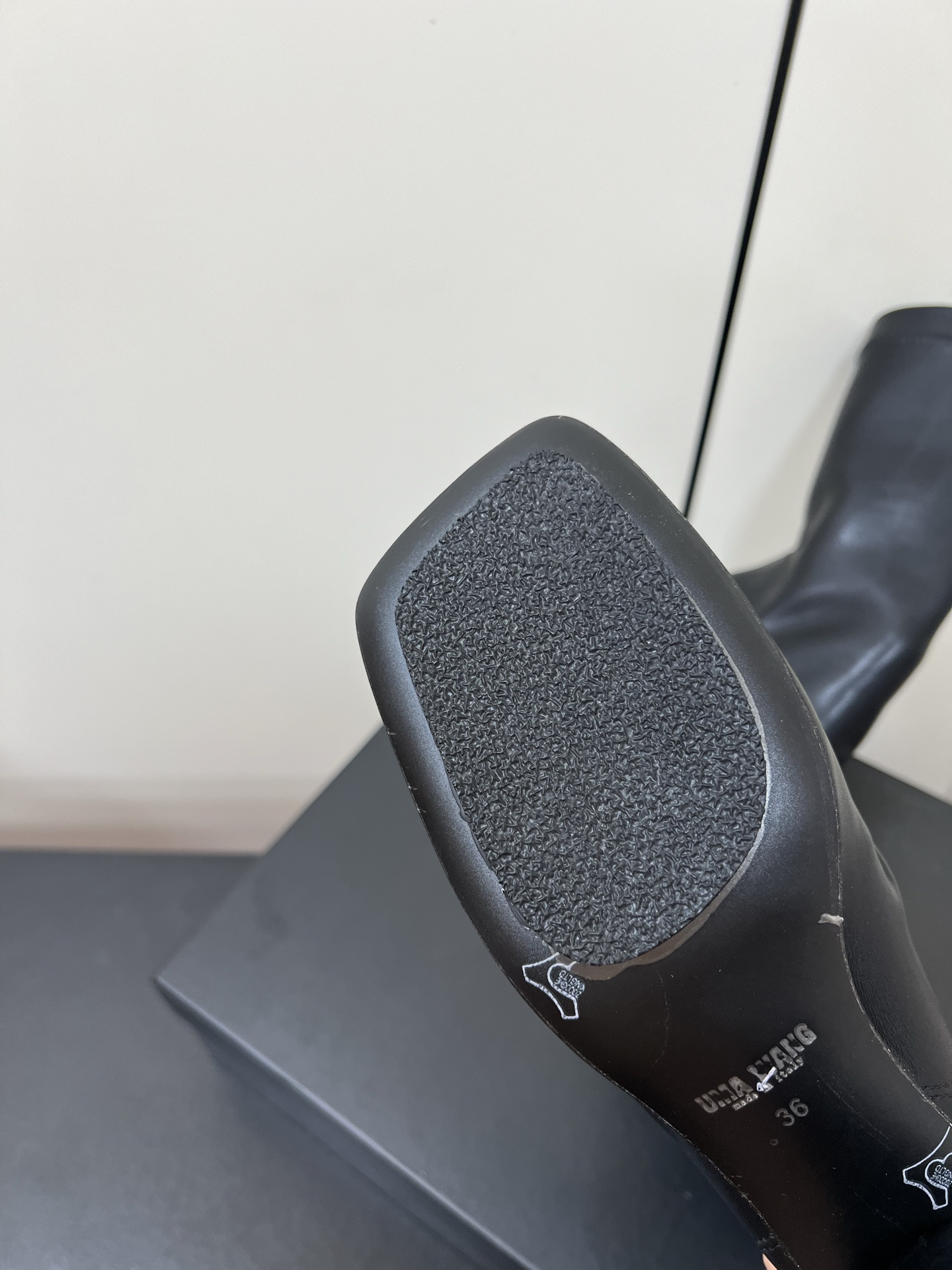 “Uma Wang Retro Ballet Boots: Rare, Comfortable, Strong, Imported PU, Size #35-40” - 图片 7