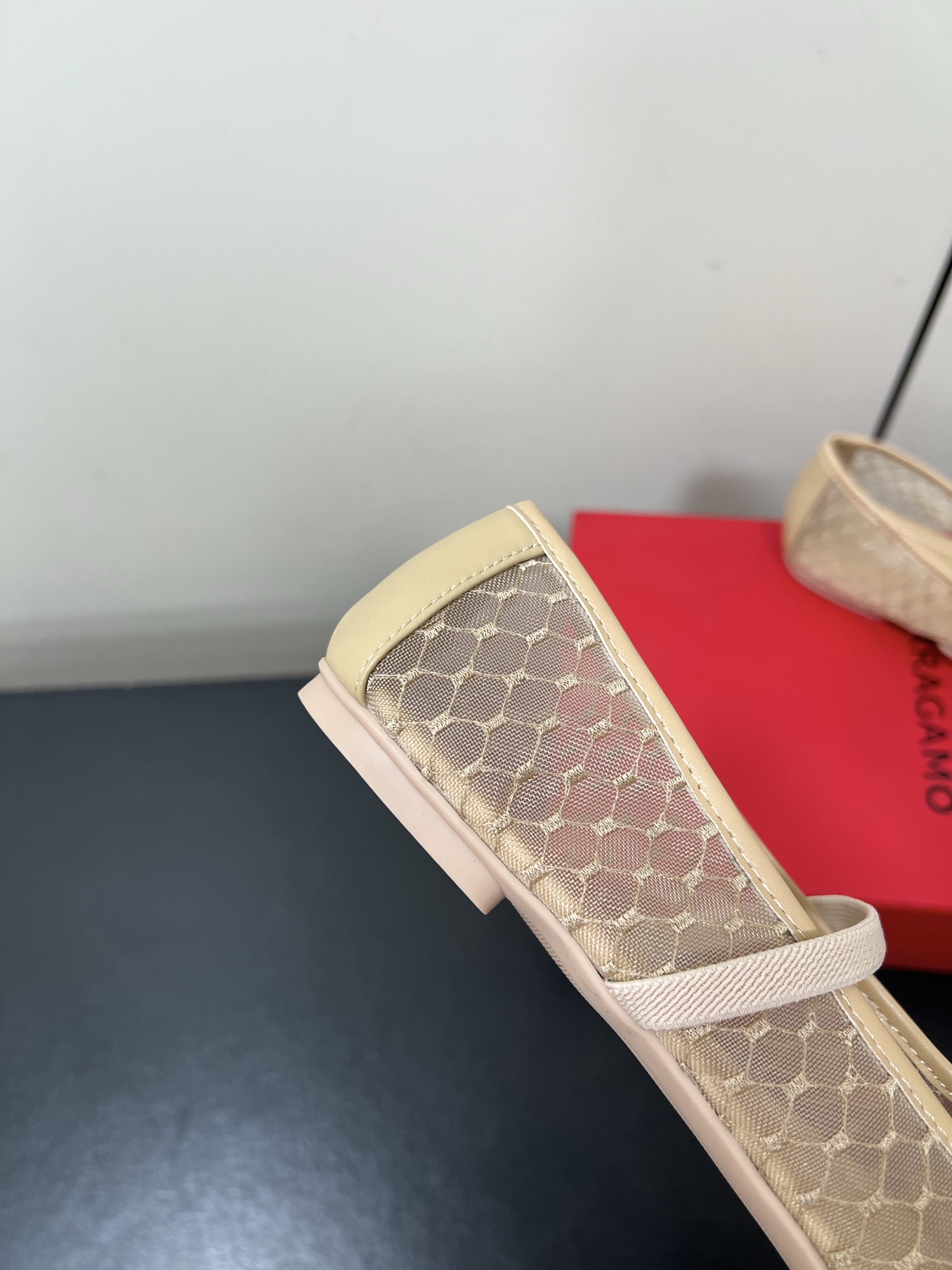 “Ferragamo/Firagmu AW-Explosive Shoe Collection Overview and Sizes” - 图片 8
