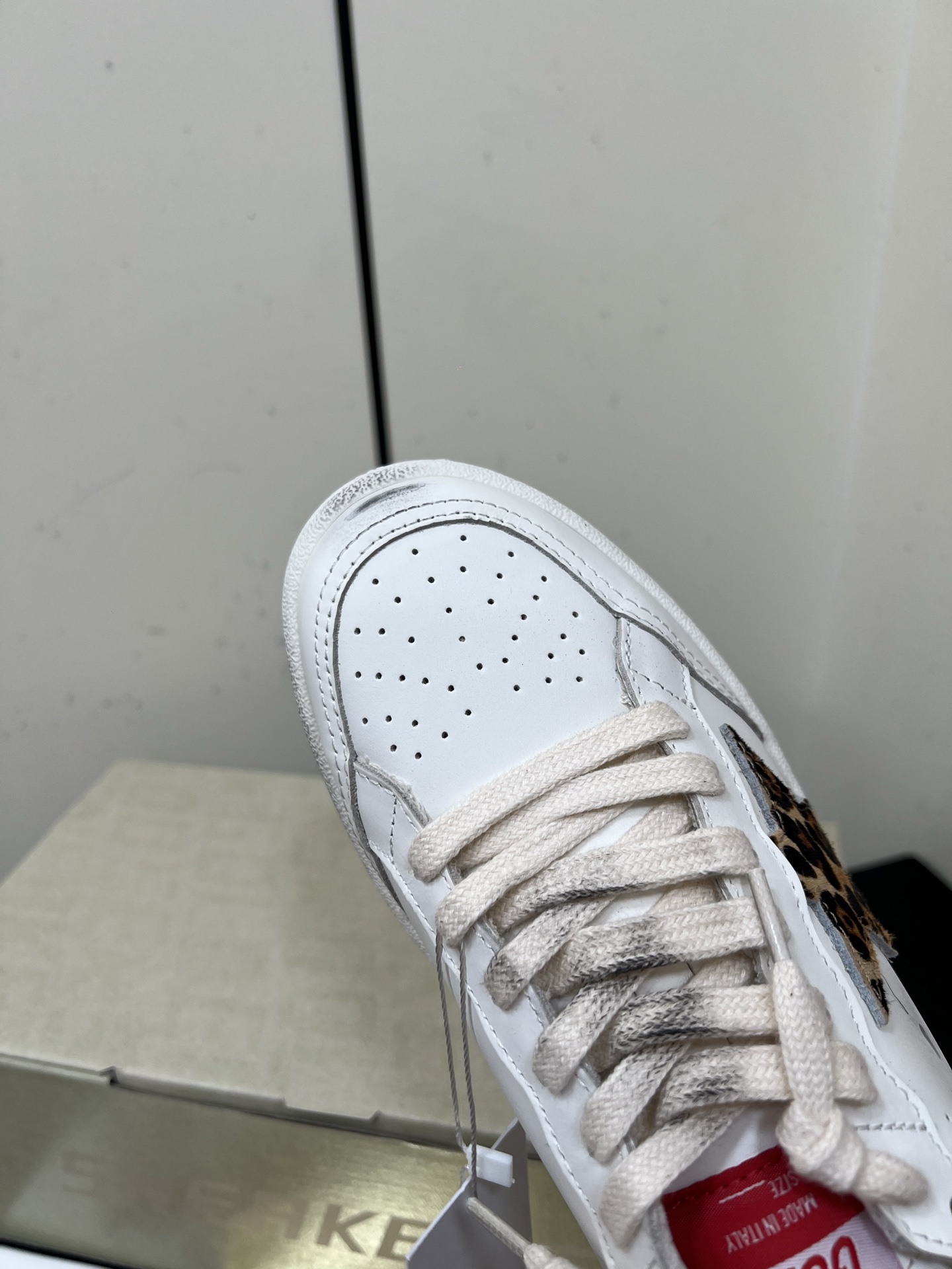 NO:536824,Details, casual shoes/sports shoes, sneakers19860909细节,休闲鞋/运动鞋,sneakers,Women's Shoes