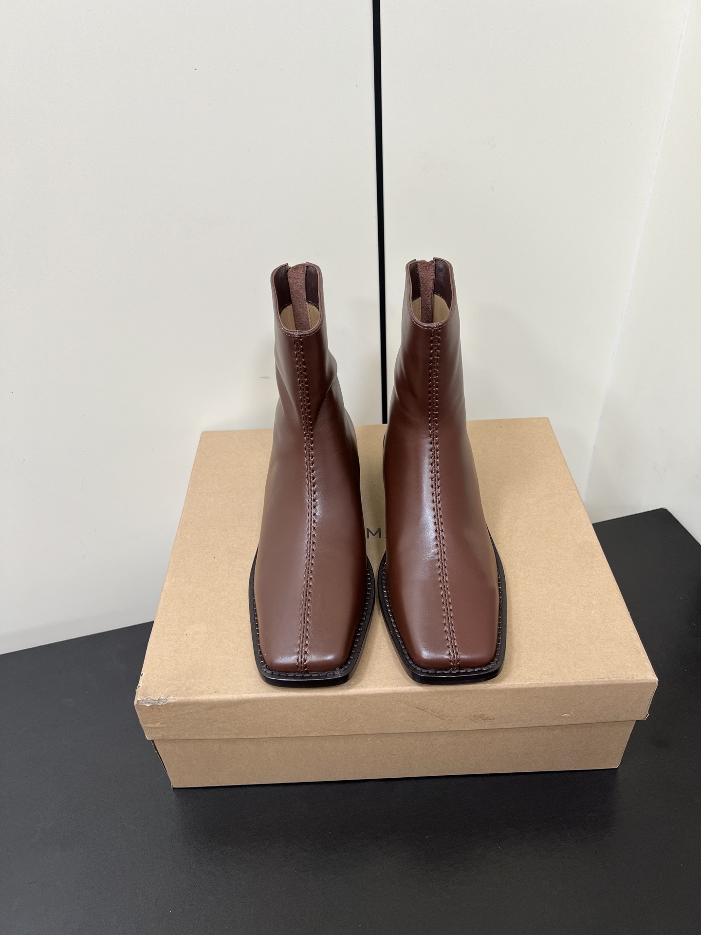 P912 Lemayre Small Crowd Boots: Simple, charming, practical. Imported calf skin, sheepskin lining, Italian leather soles. Sizes 35-40. - 图片 9